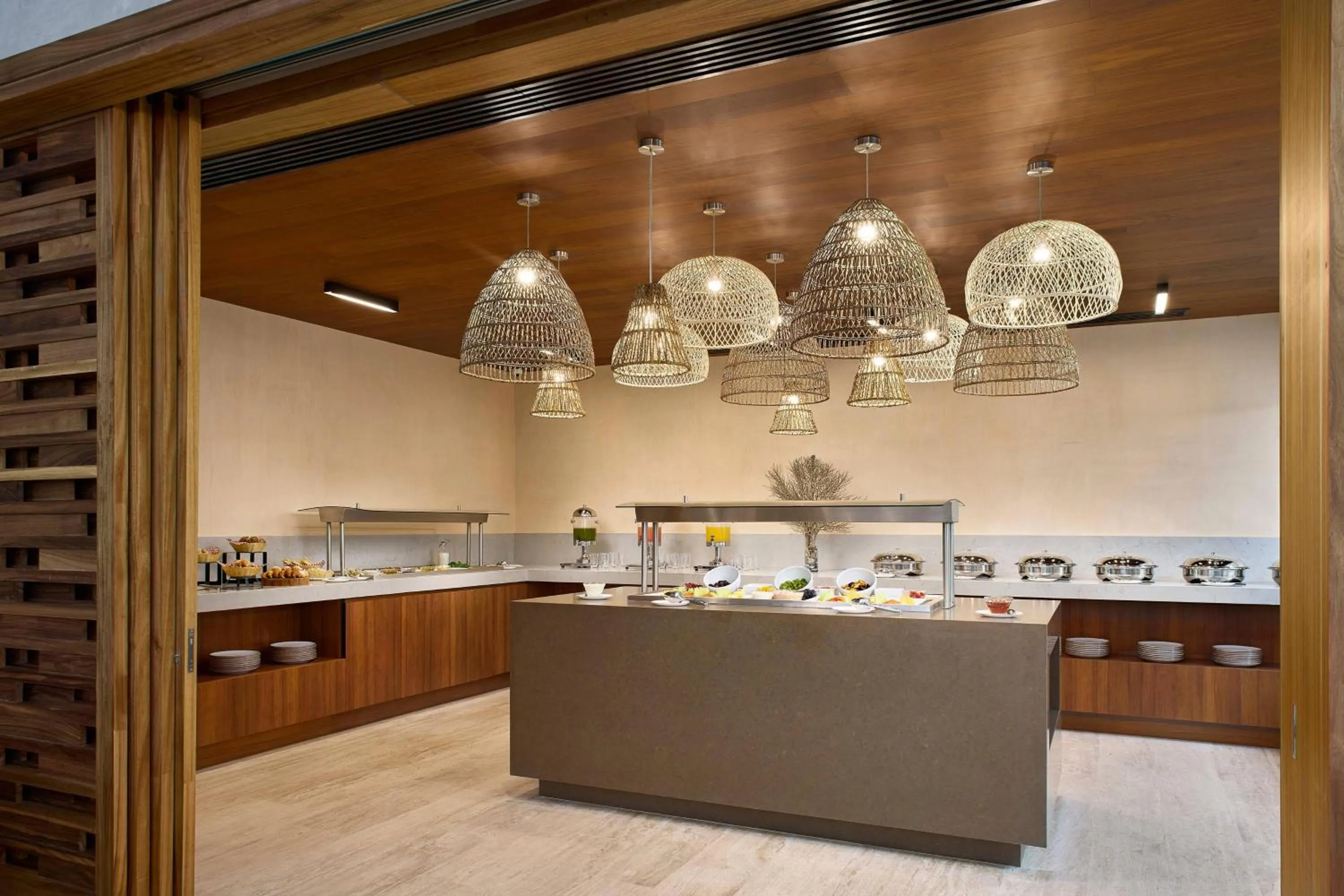 Restaurant/places to eat in Courtyard by Marriott Merida Downtown