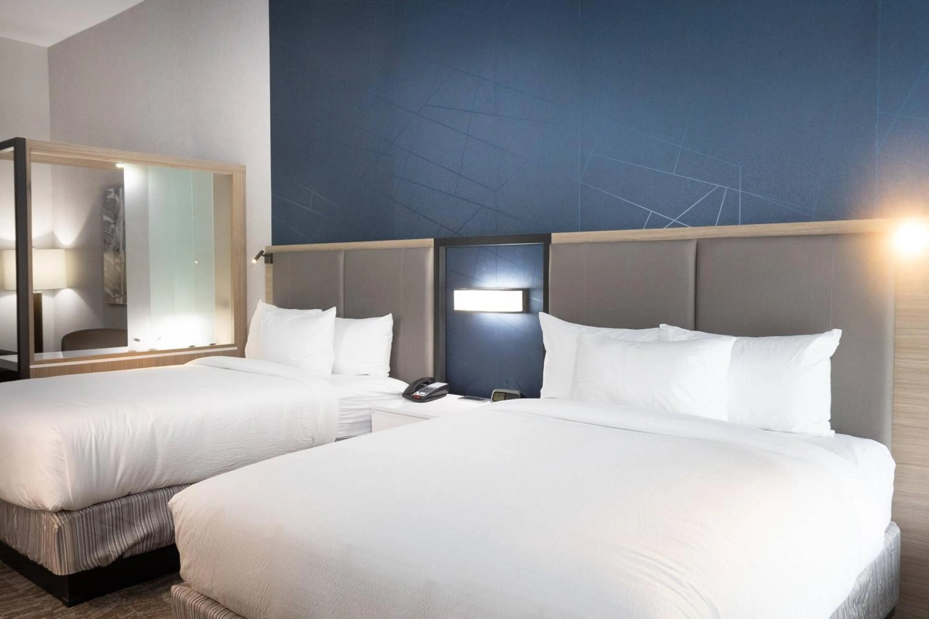 Bedroom, Bed in SpringHill Suites by Marriott Slidell