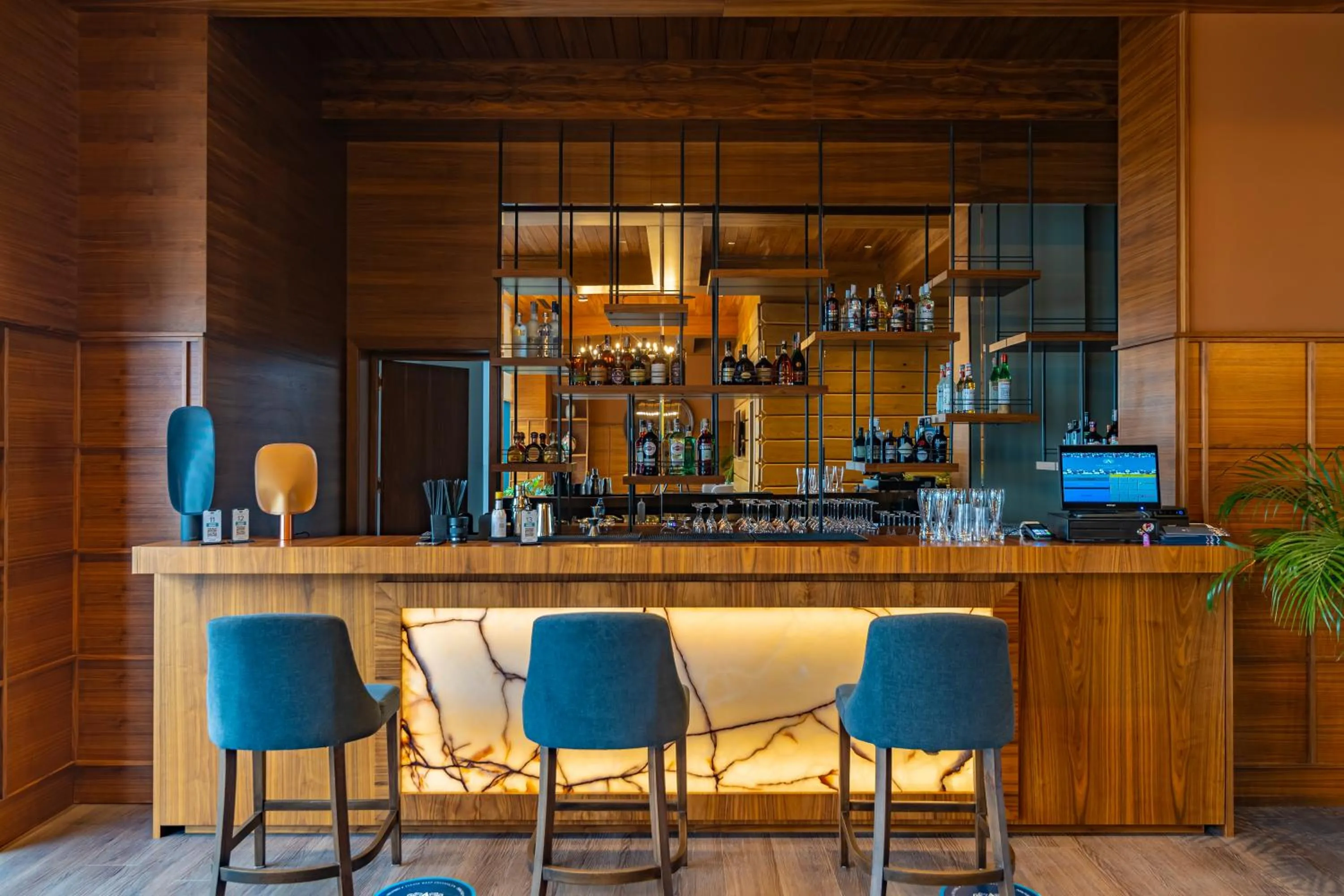 Lounge or bar in Ambassadori Goderdzi Hotel
