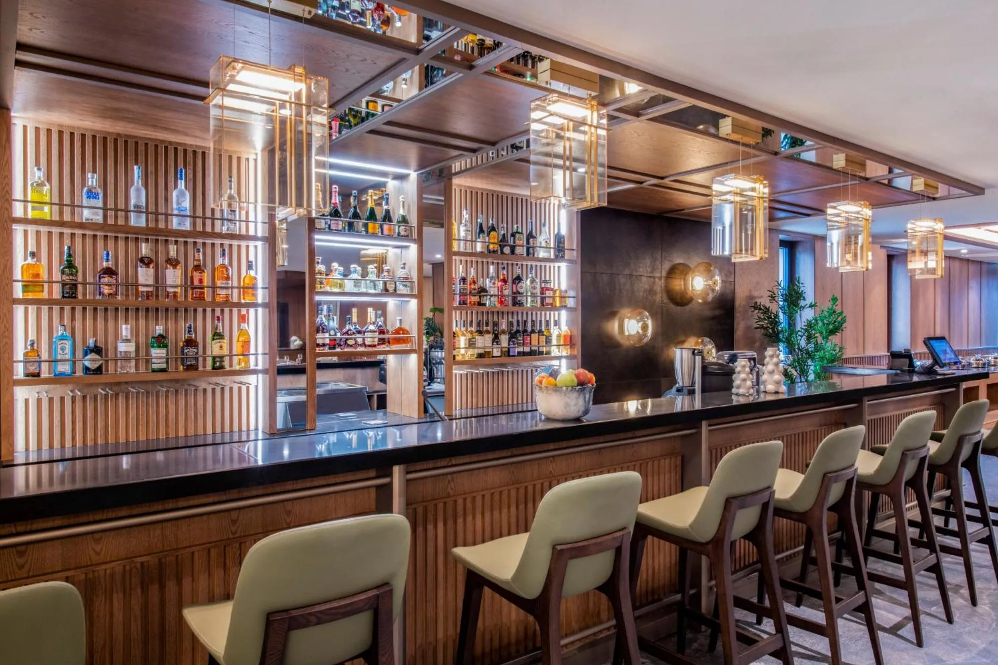 Lounge or bar in Ambassadori Goderdzi Hotel
