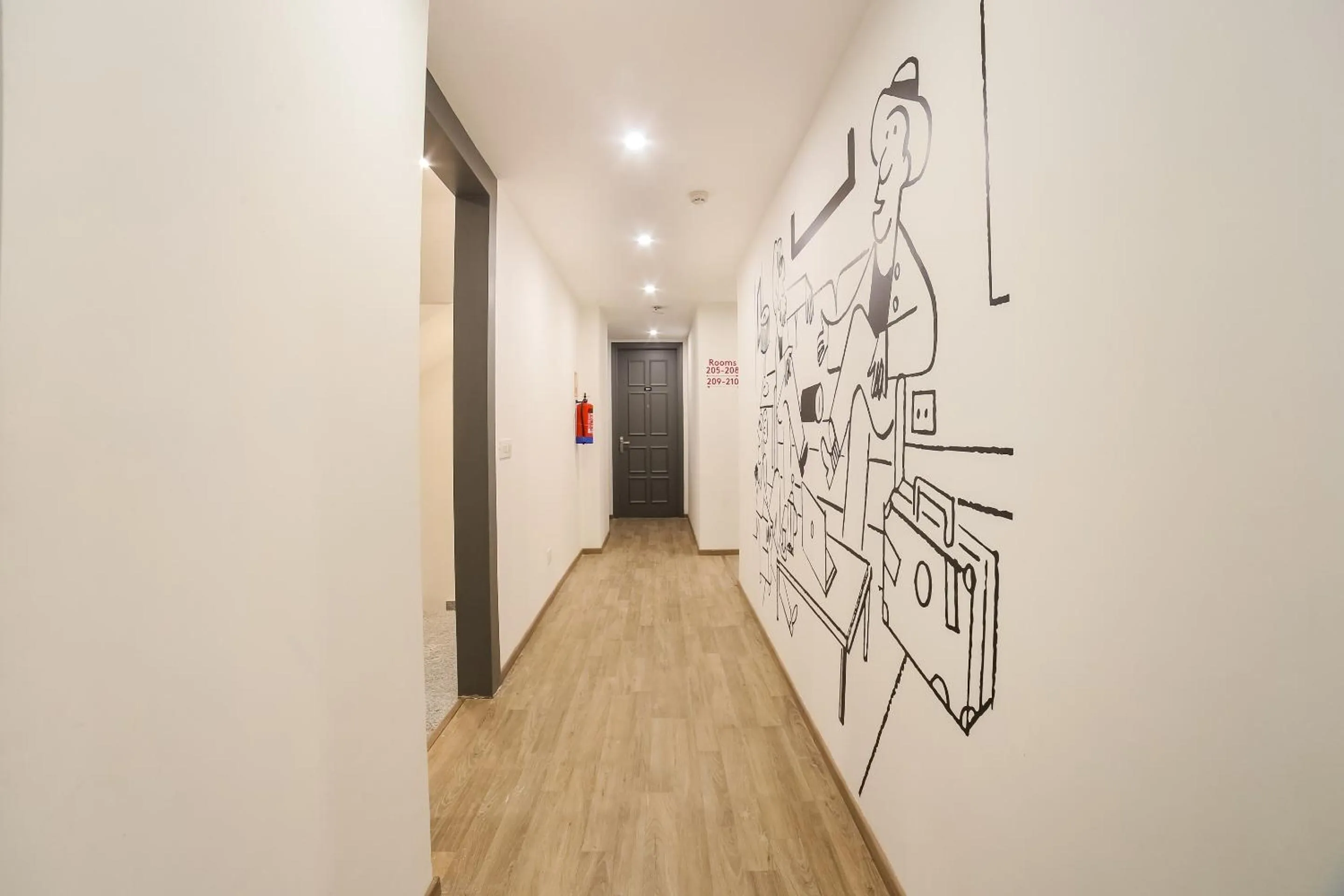 Lobby or reception in Super Townhouse Near Appu Ghar