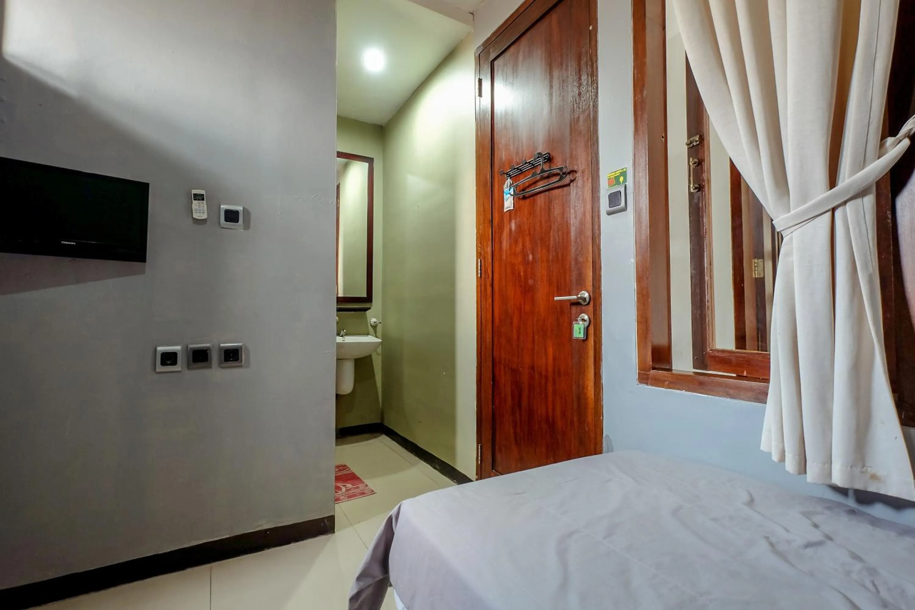 Bedroom, Bed in Buminanienie Guesthouse Bandung