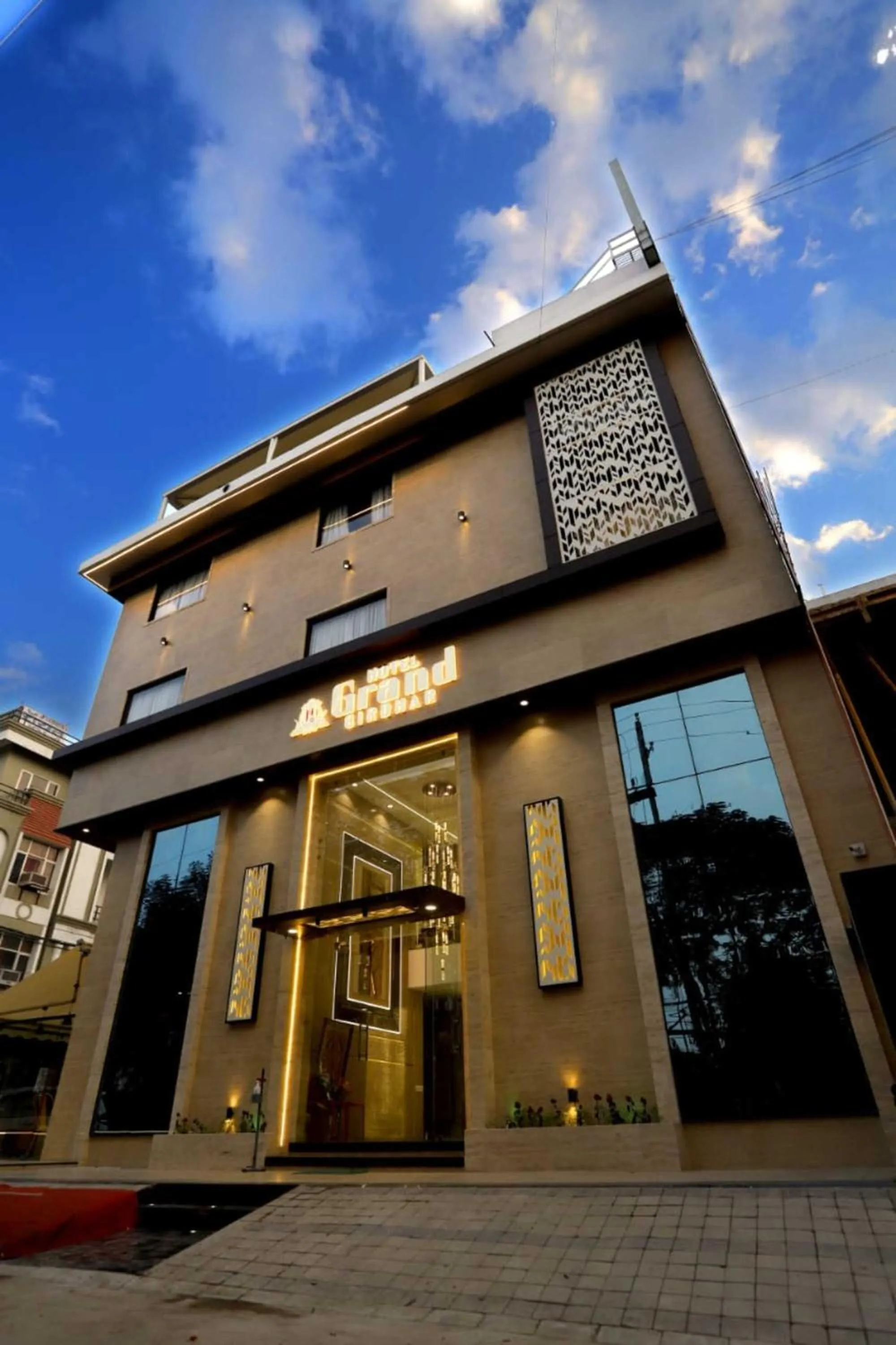 Property building in Hotel Grand Girdhar