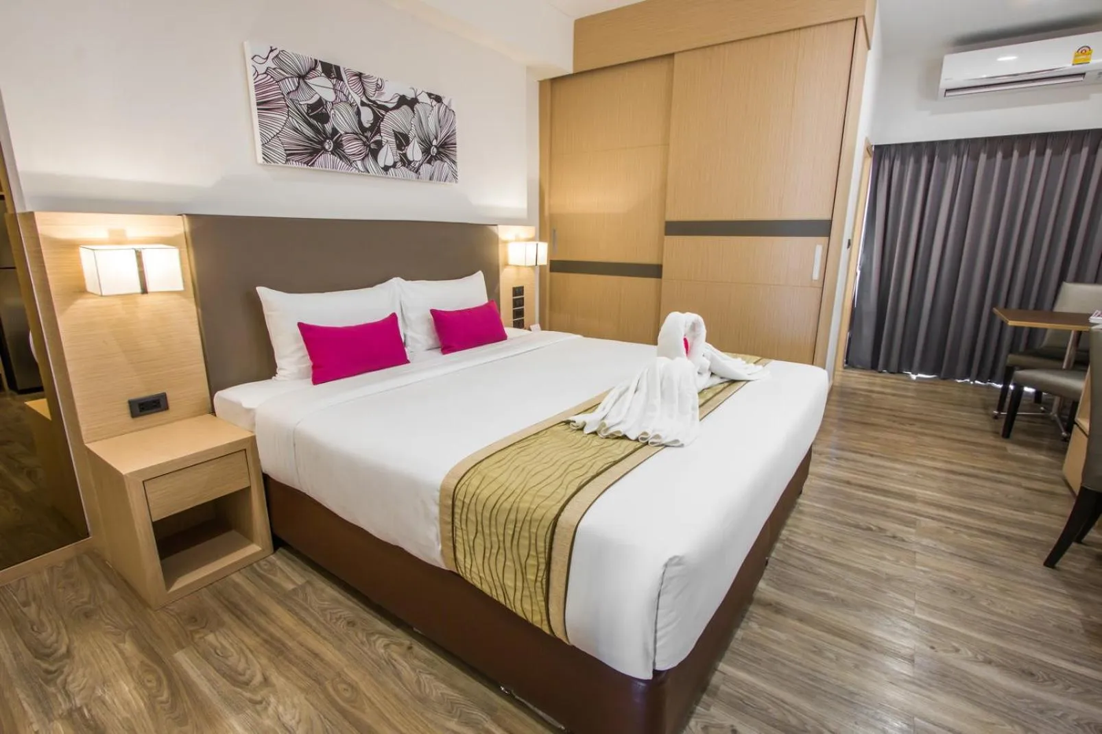 Bed in Pacific Park Hotel