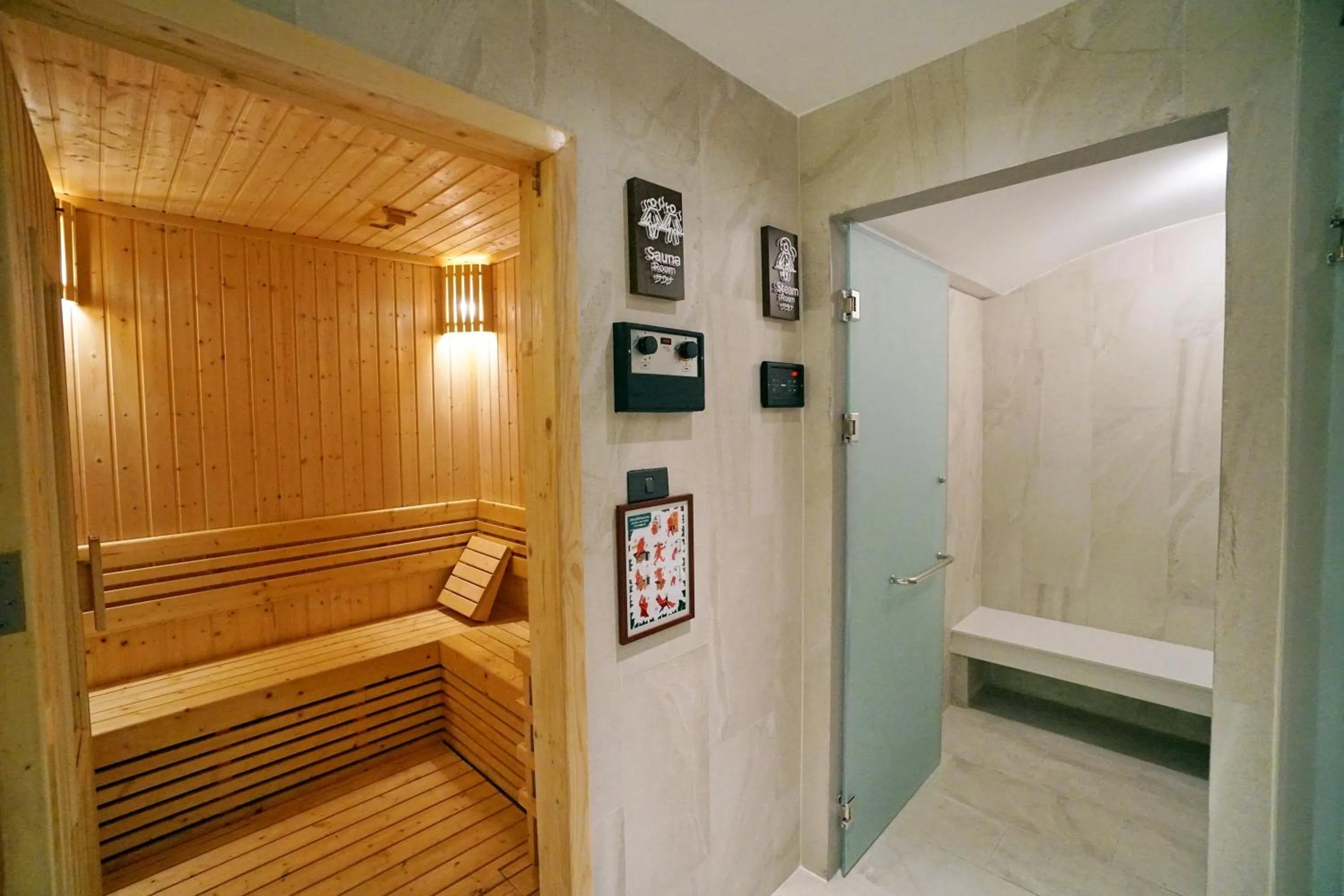 Sauna in Pacific Park Hotel