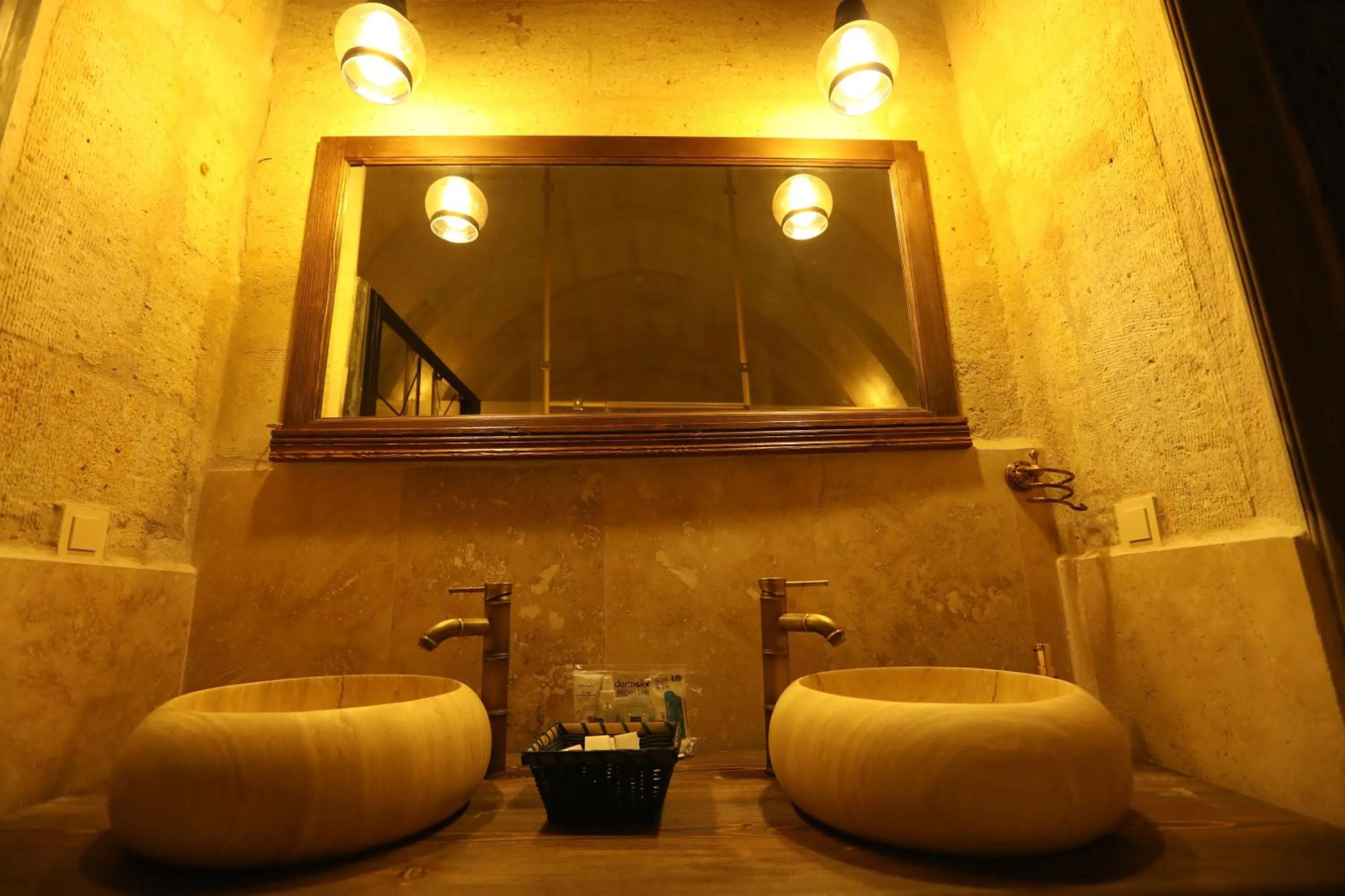 Bathroom in Hancı Cave Hotel
