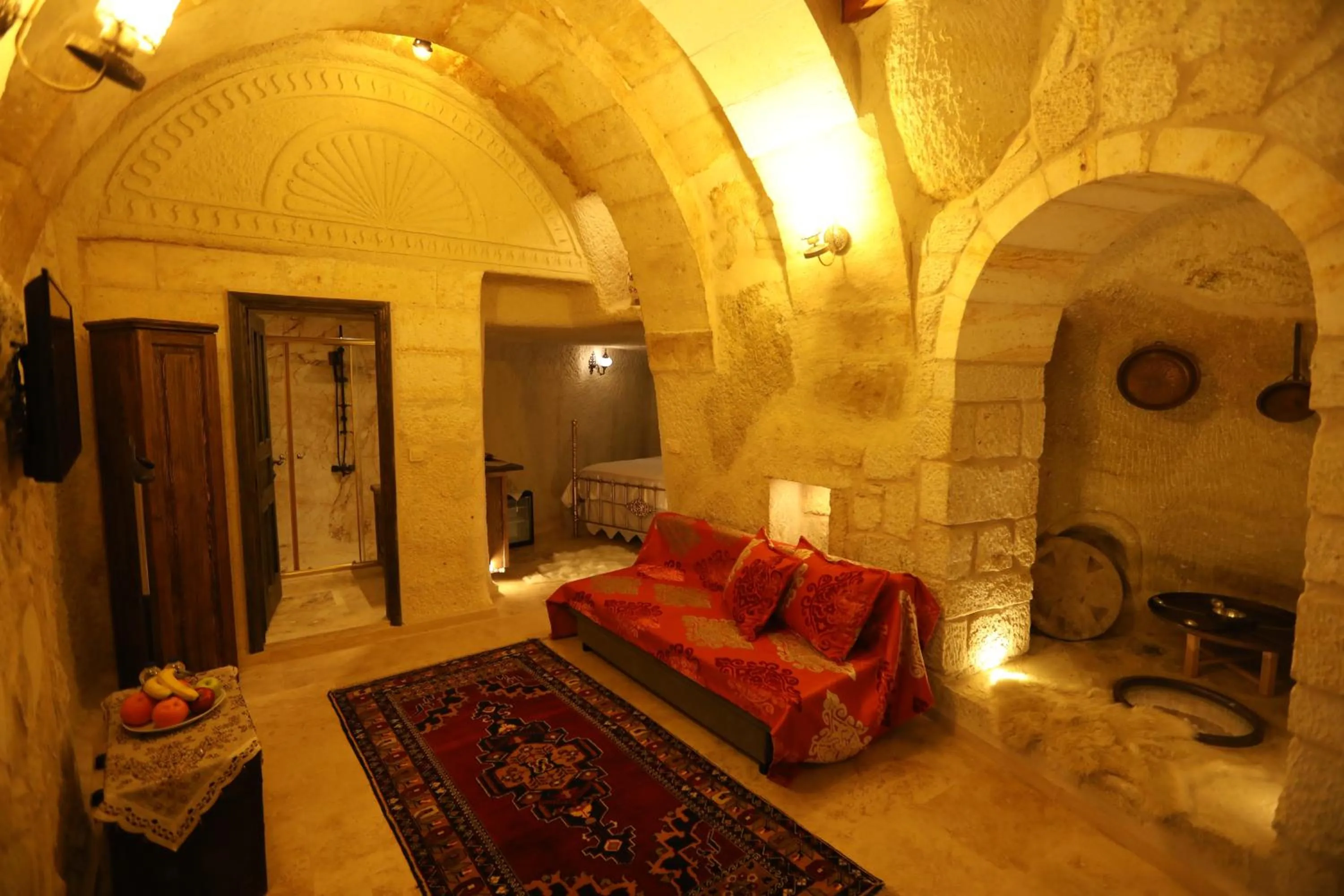 Nightclub / DJ in Hancı Cave Hotel