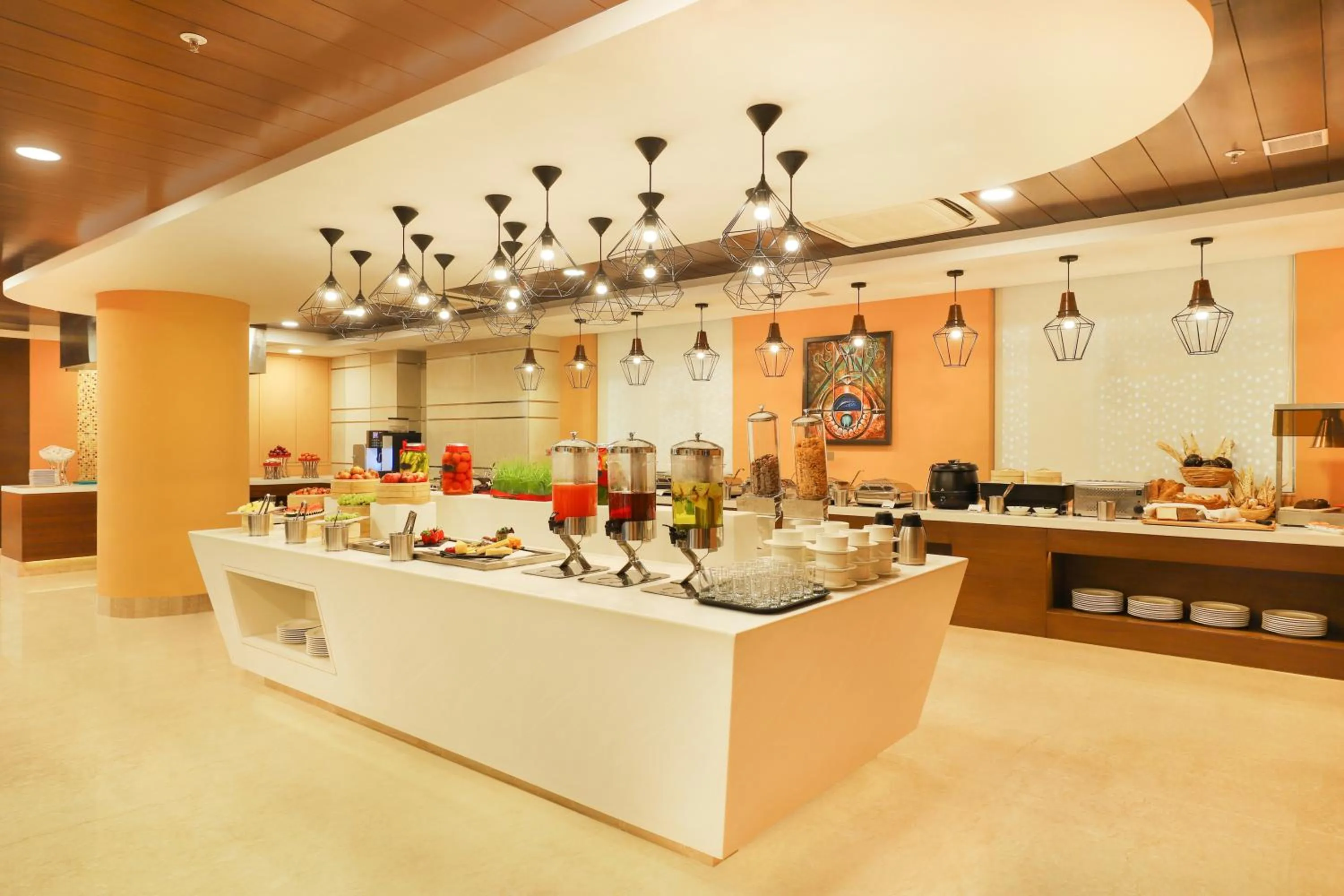 Restaurant/places to eat in Lemon Tree Hotel, Aligarh