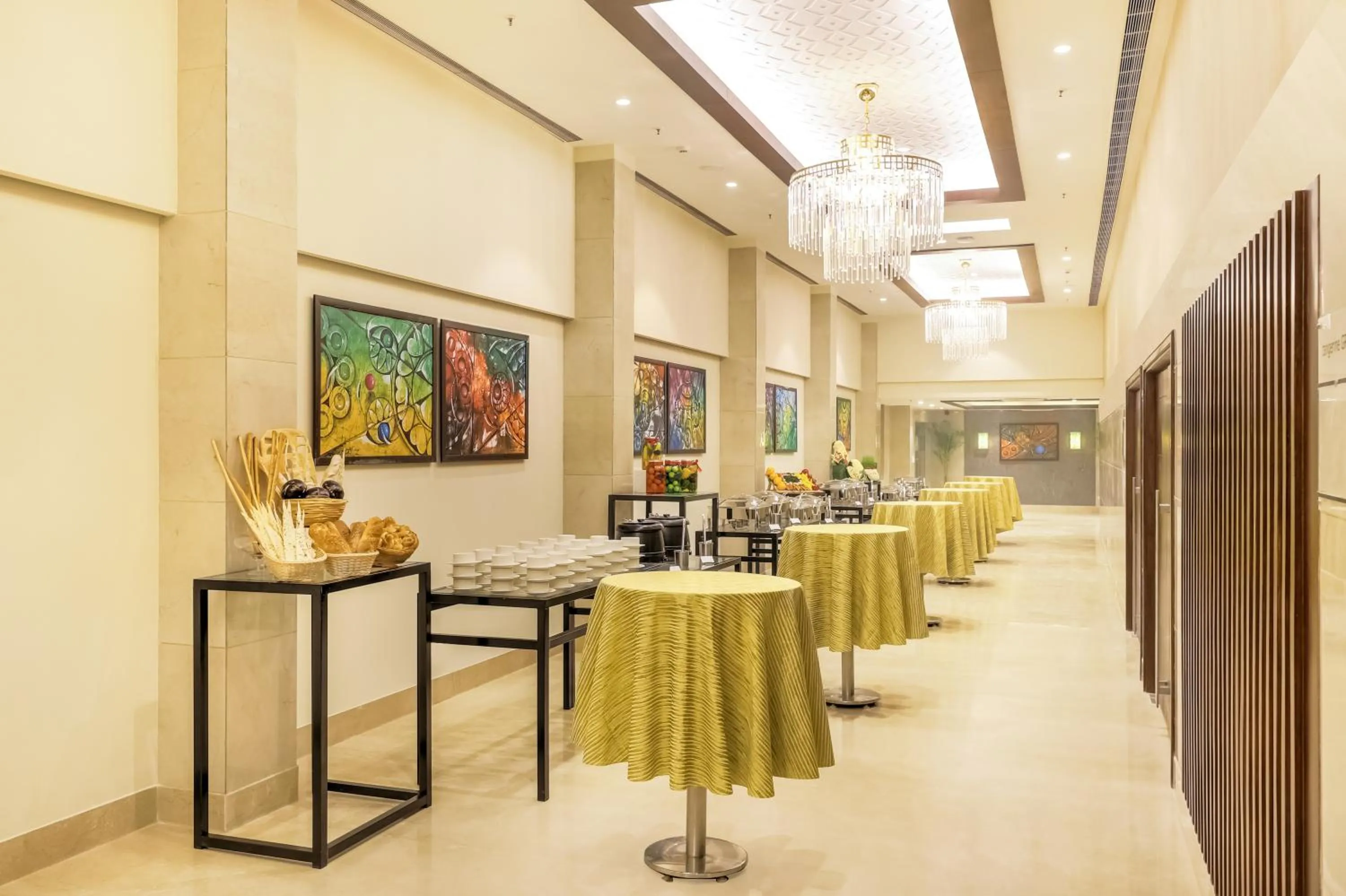 Area and facilities in Lemon Tree Hotel, Aligarh