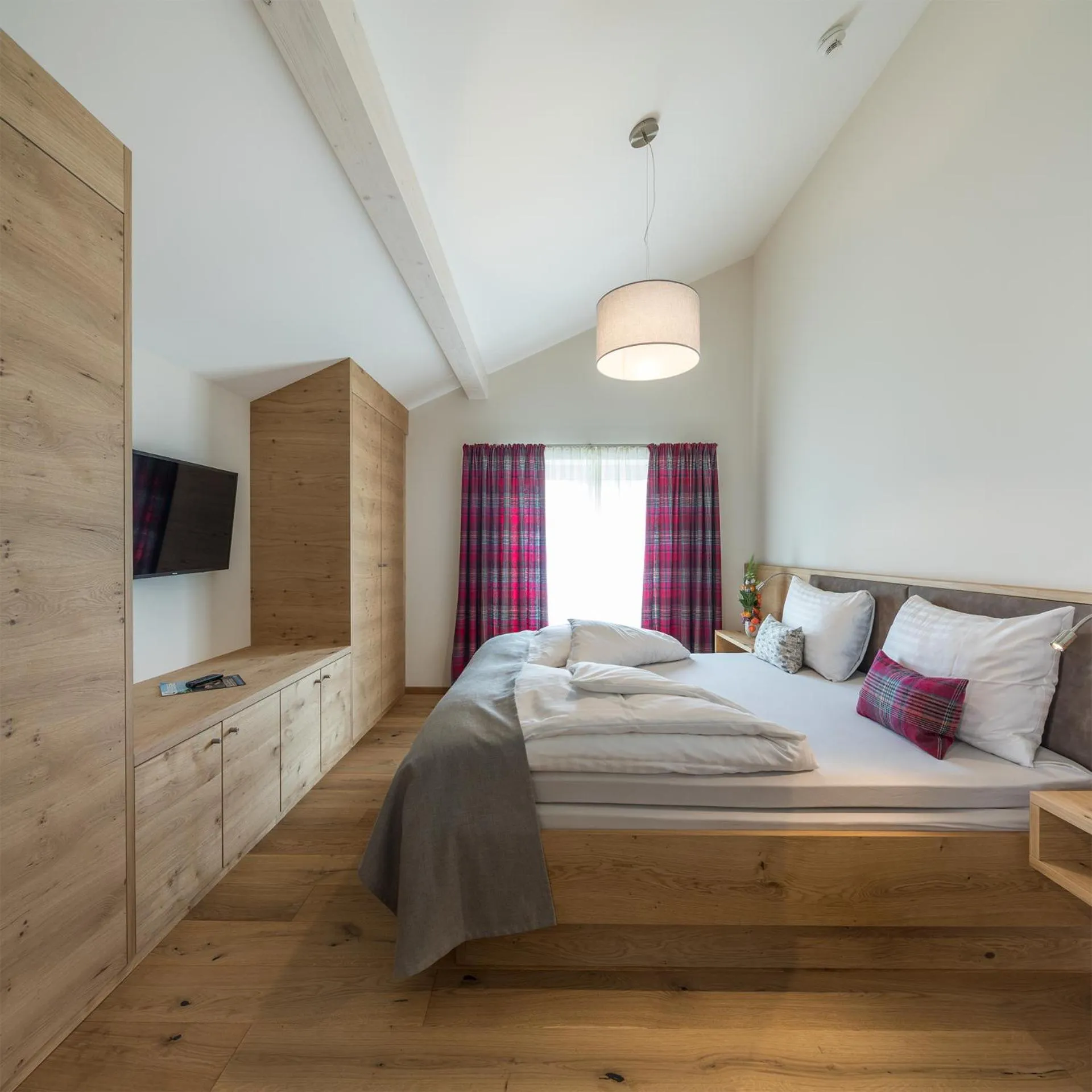 Bed in Design Hotel Frauenschuh