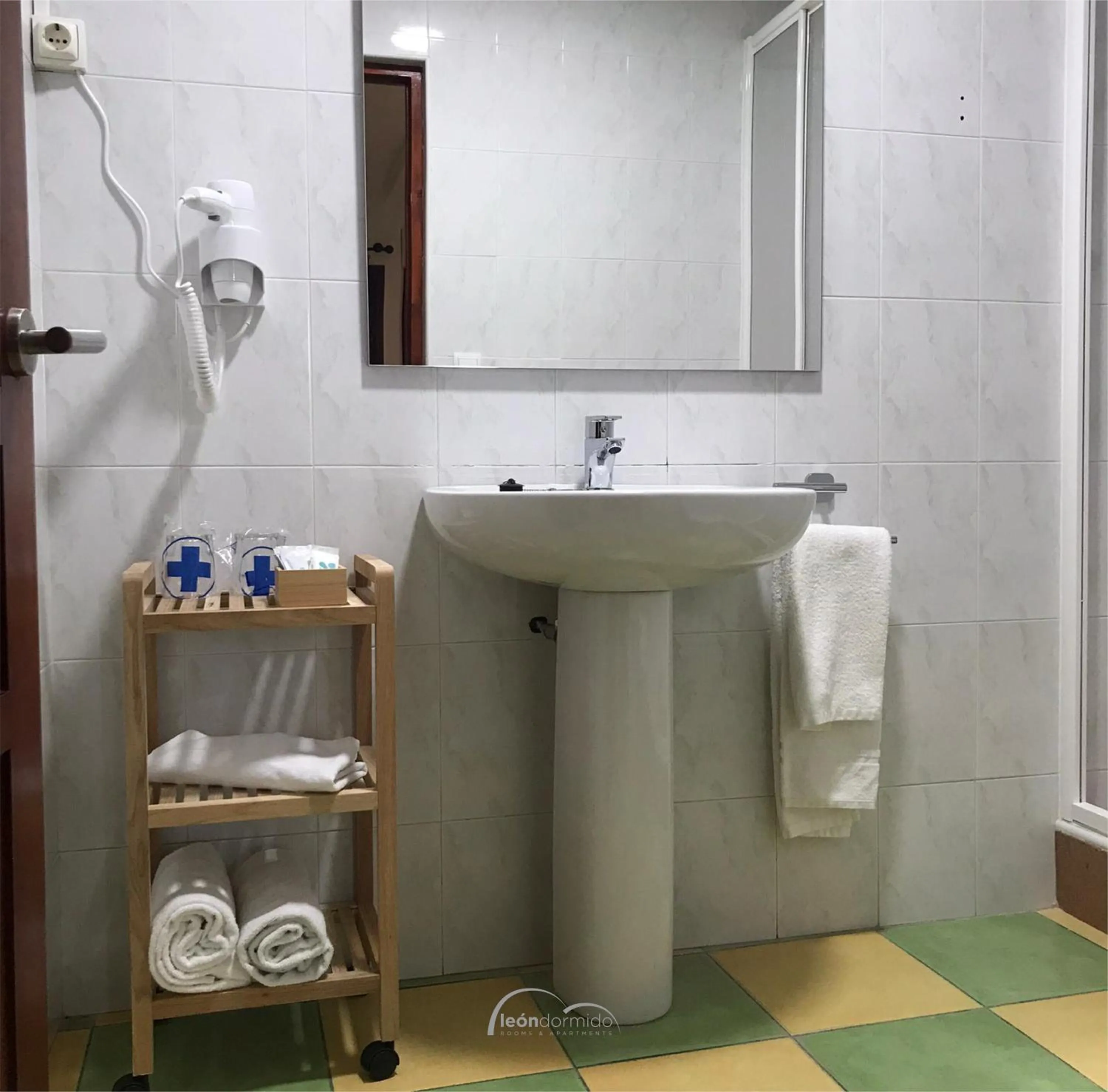 Bathroom in Hostal León Dormido