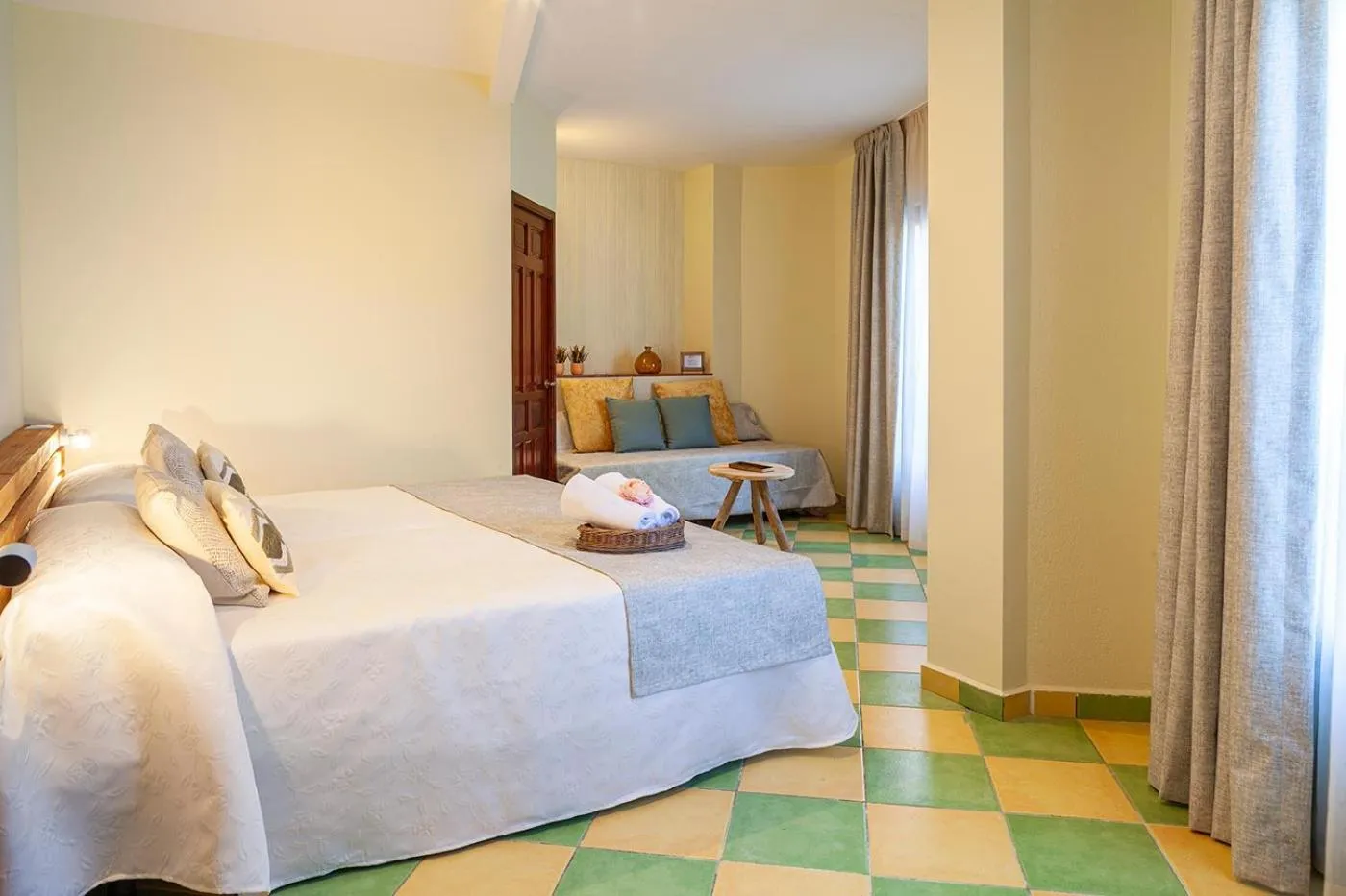 Bed in Hostal León Dormido