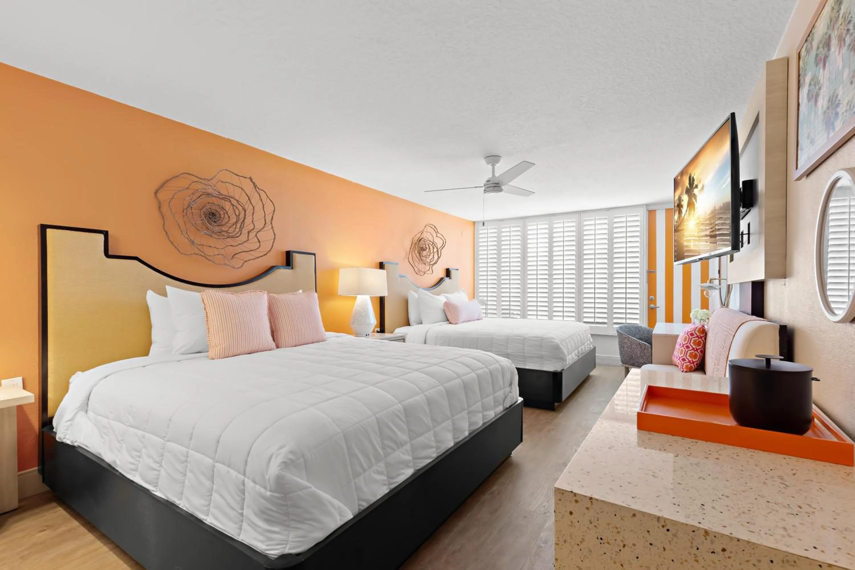 Photo of the whole room in Bellwether Beach Resort