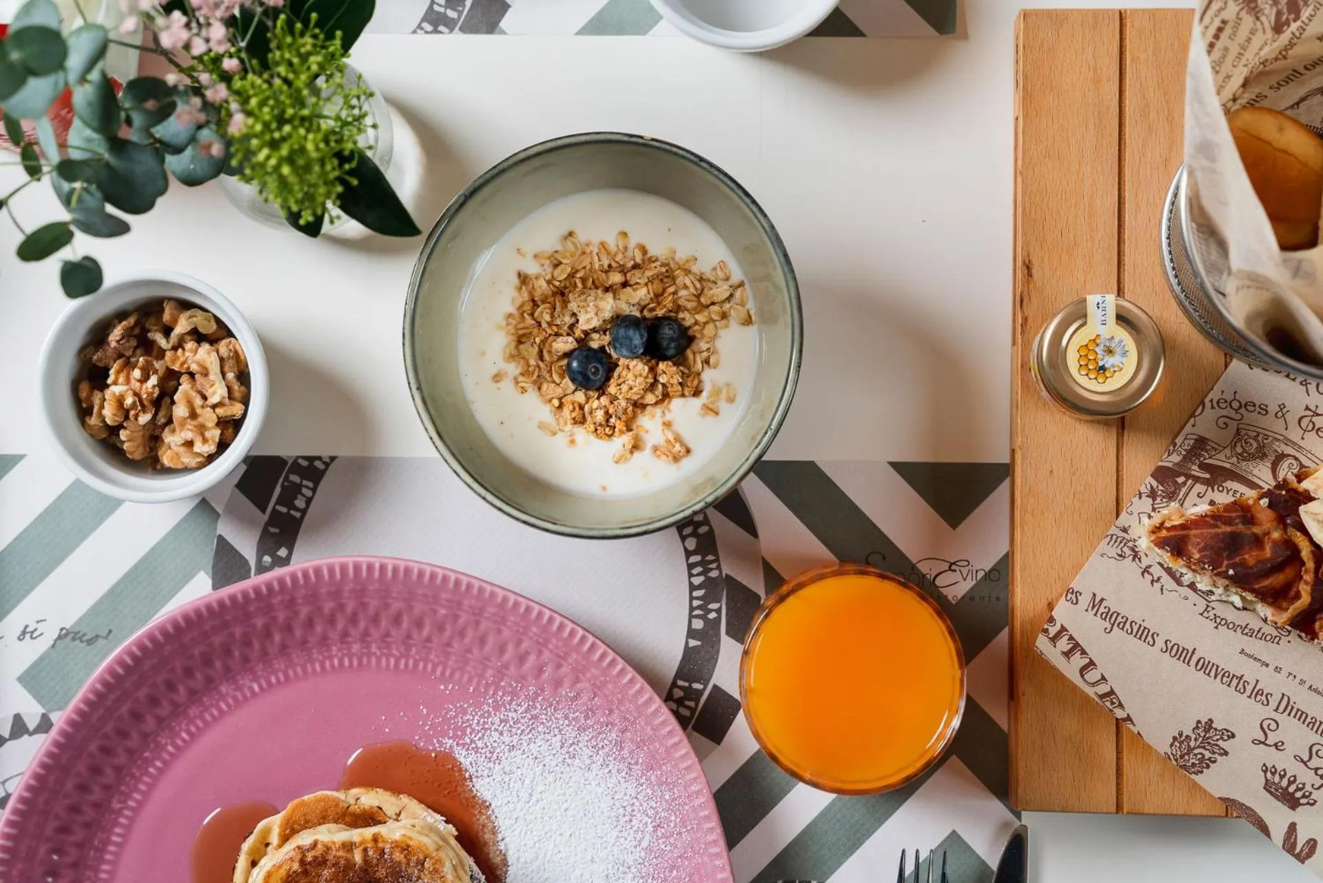 Food and drinks in Castello D'Argile Hotel