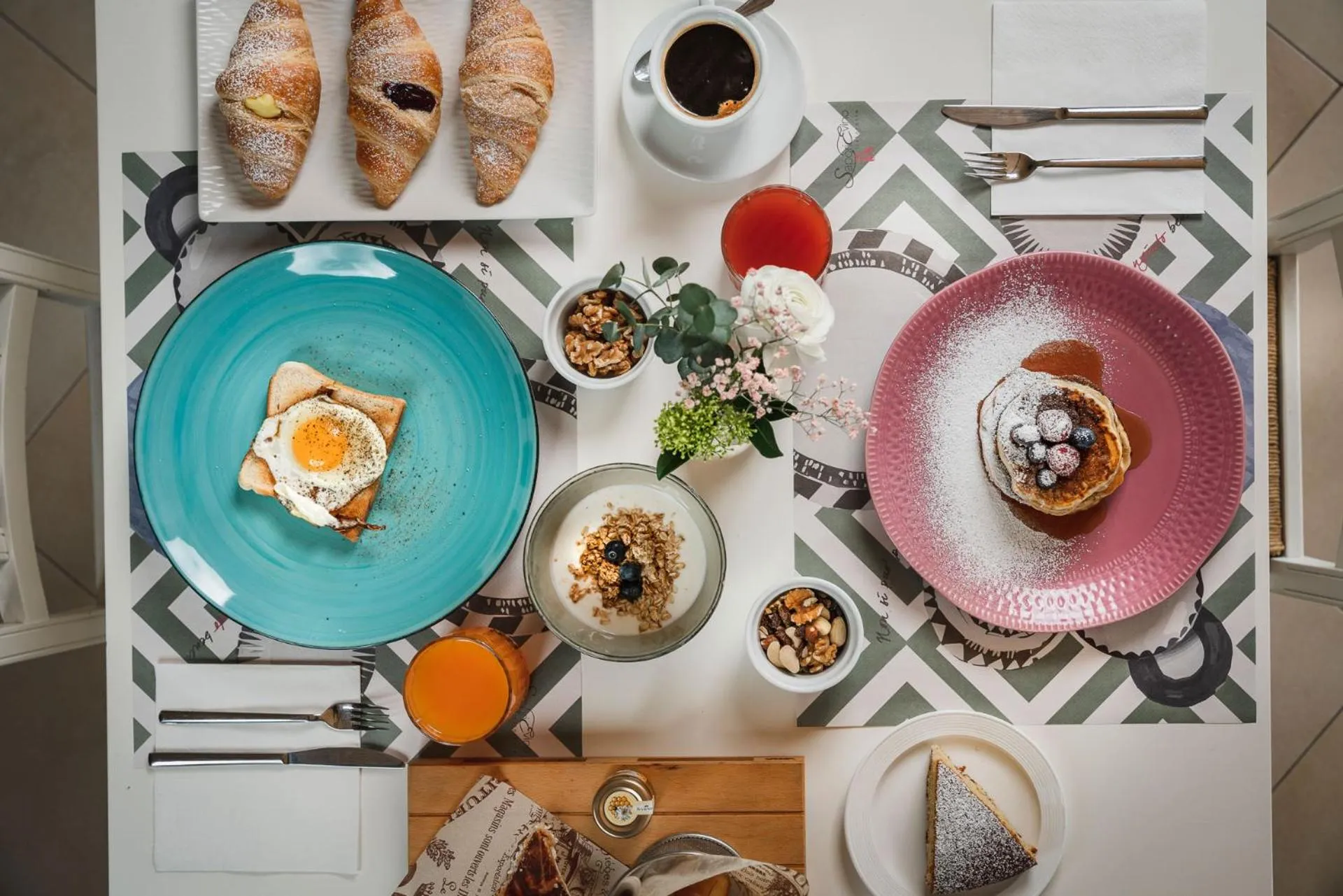 Food and drinks in Castello D'Argile Hotel