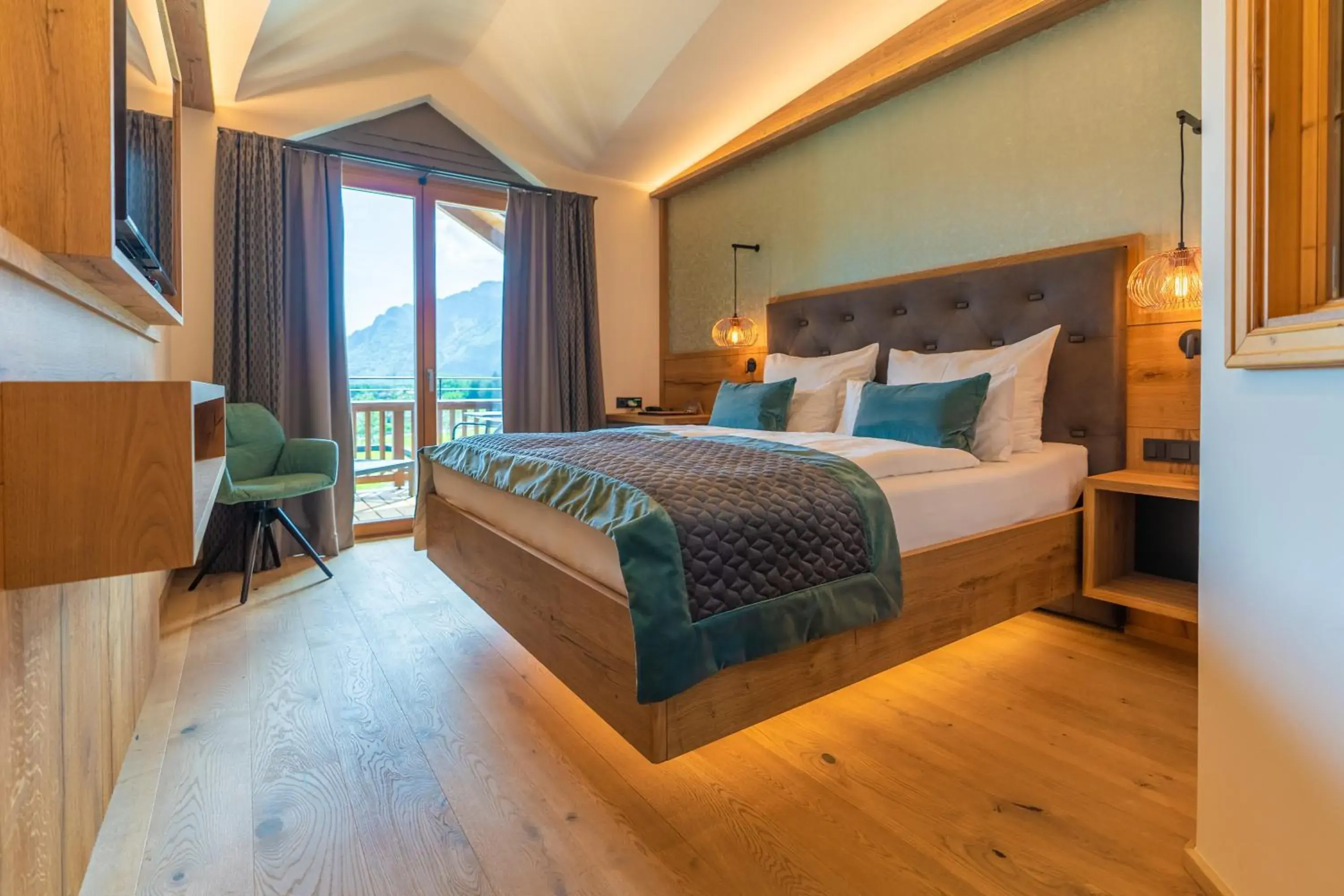 Small Double Room - single occupancy in Laschenskyhof Hotel & Spa Small Double Room - single occupancy in Laschenskyhof Hotel & Spa