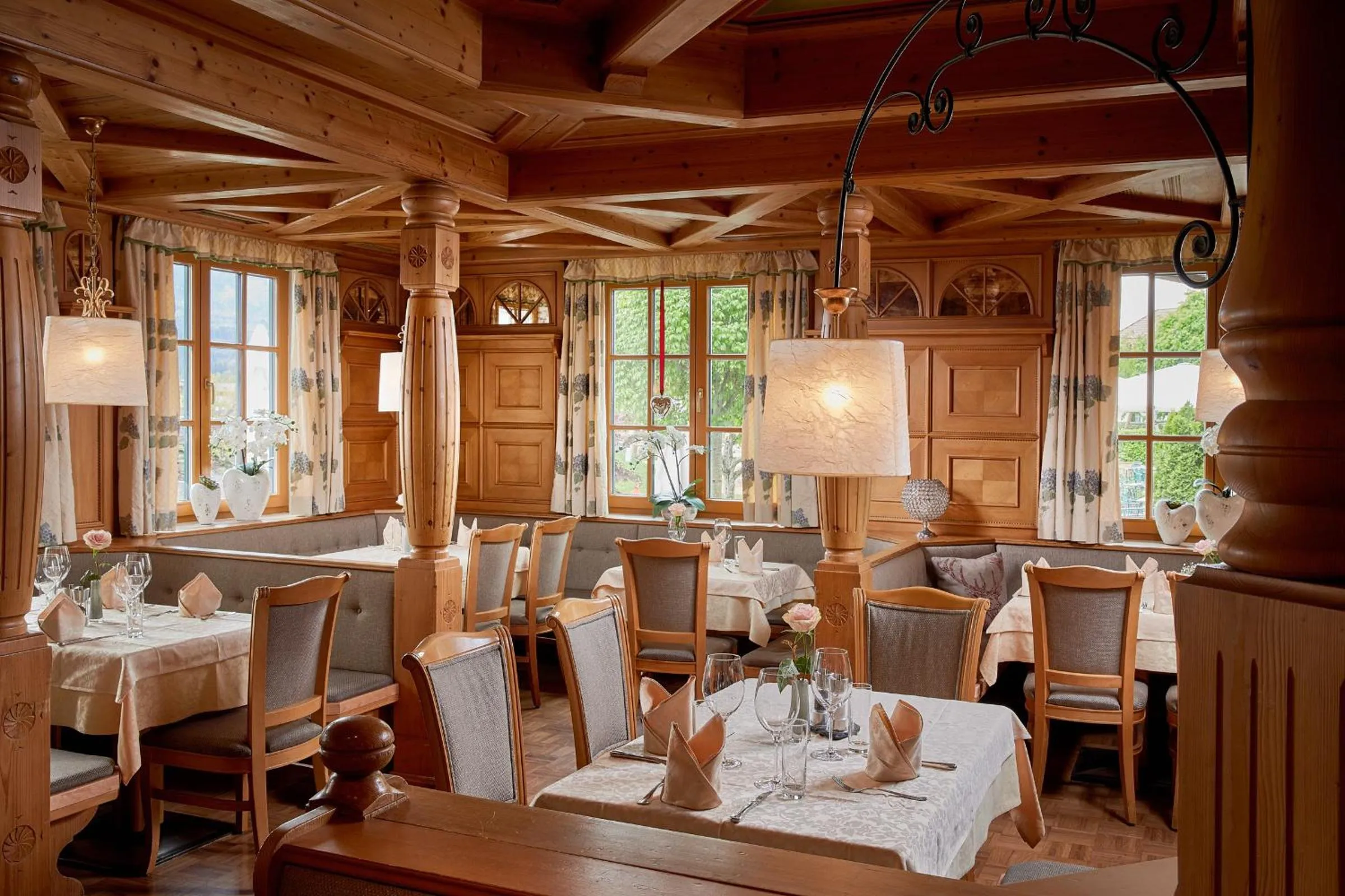 Restaurant/places to eat in Laschenskyhof Hotel & Spa