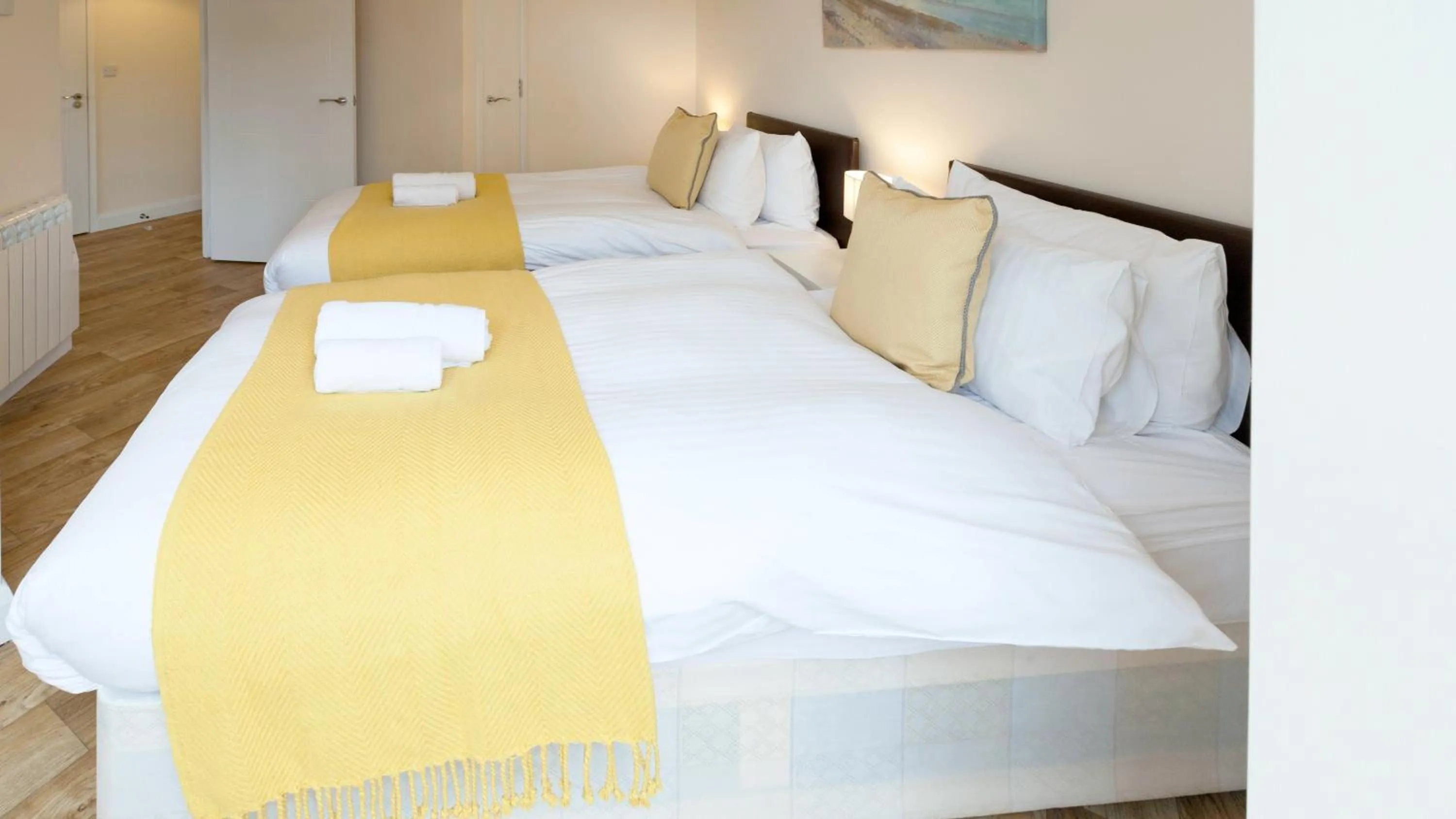 Other, Bed in StayZo Castle Point 6 Apartment - Premier Lodge