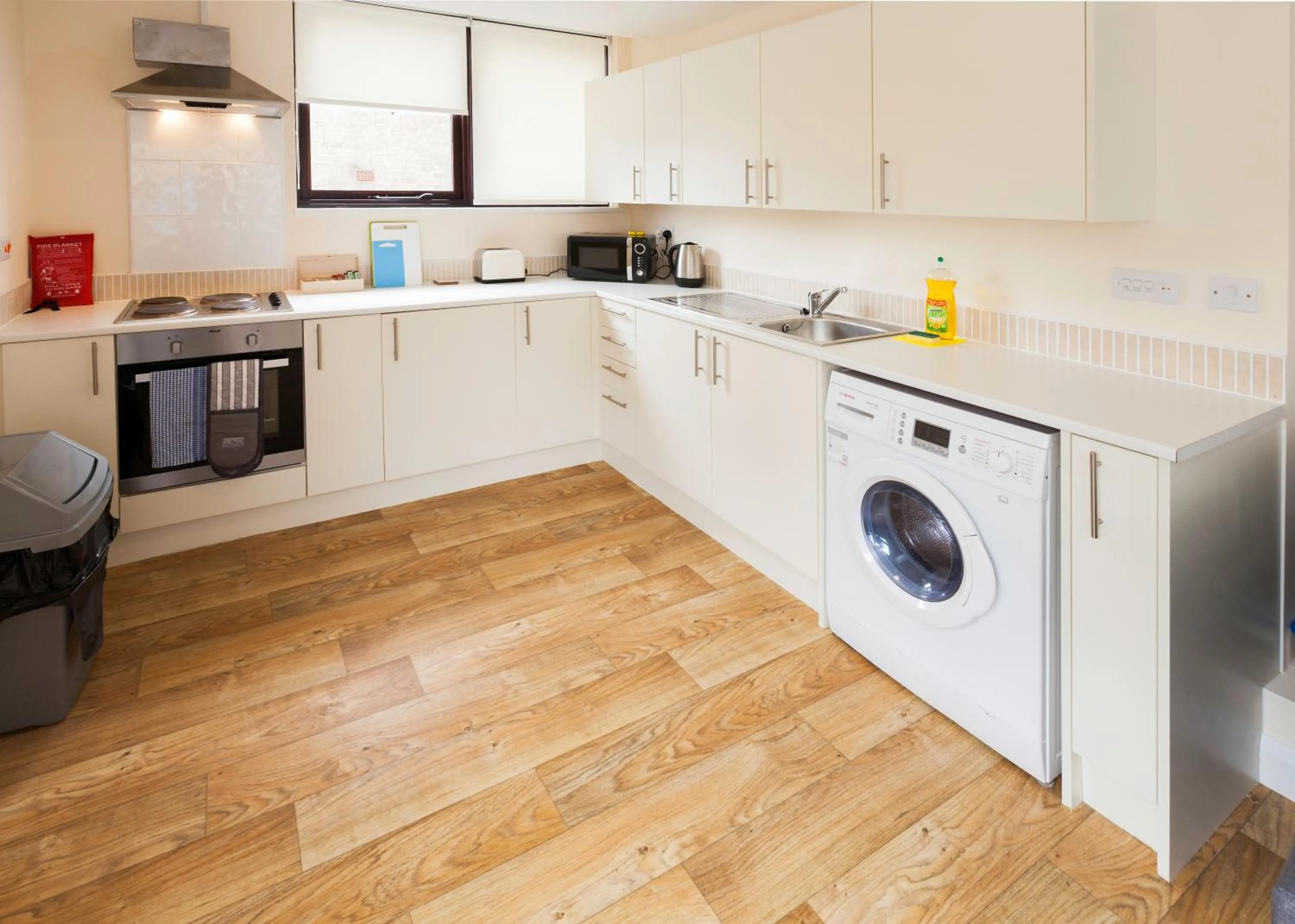 Other in StayZo Castle Point 6 Apartment - Premier Lodge