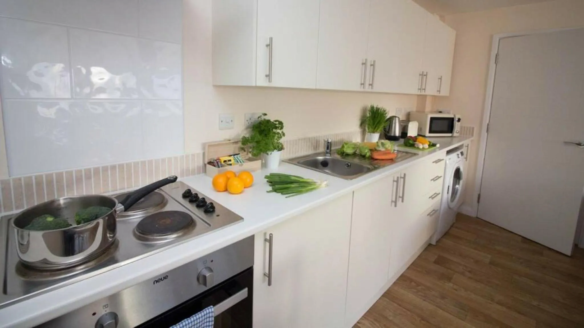 Other in StayZo Castle Point 6 Apartment - Premier Lodge