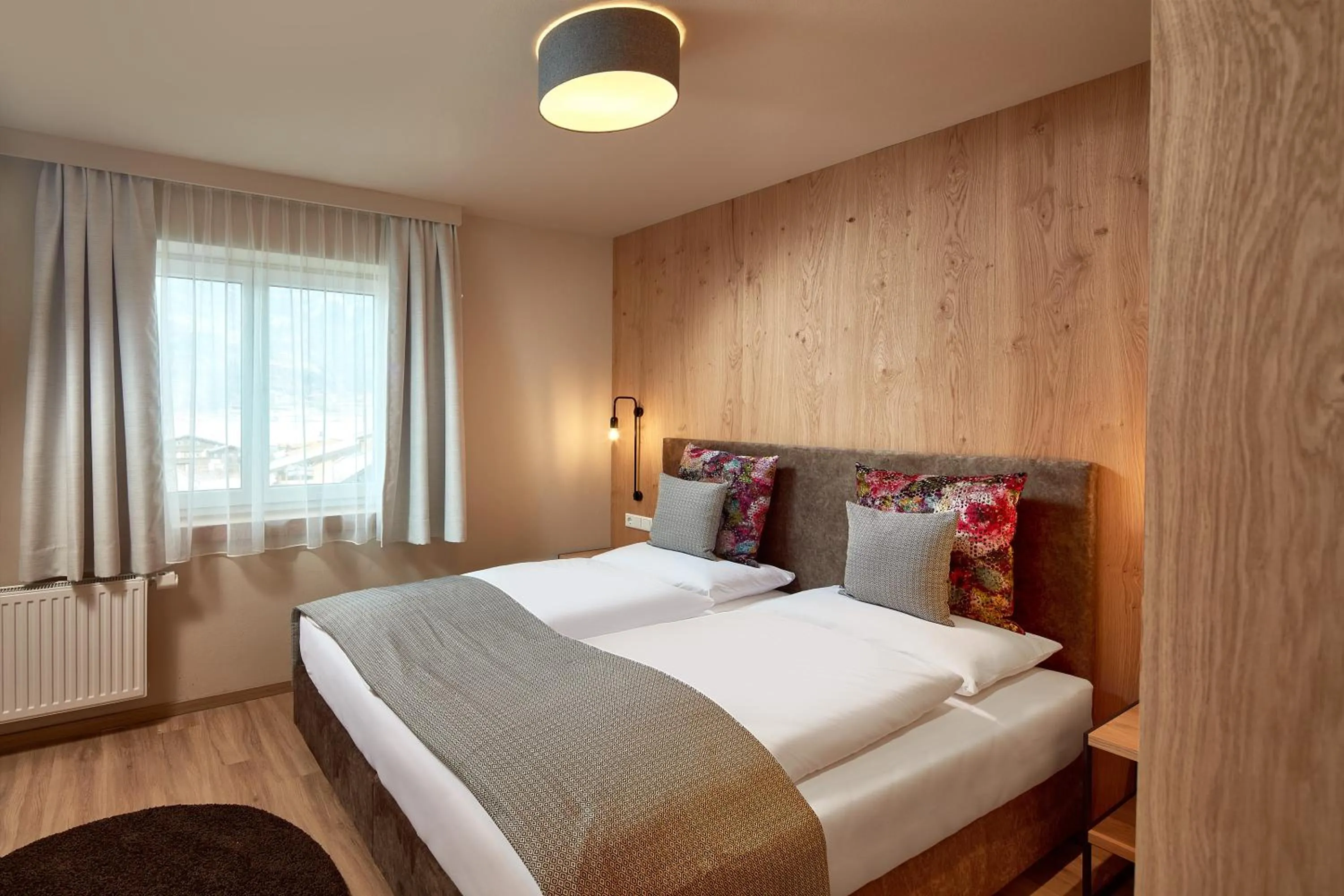 Bed in HOTEL SONNBLICK, Kaprun, Salzburg - am Kitzsteinhorn Gletscher