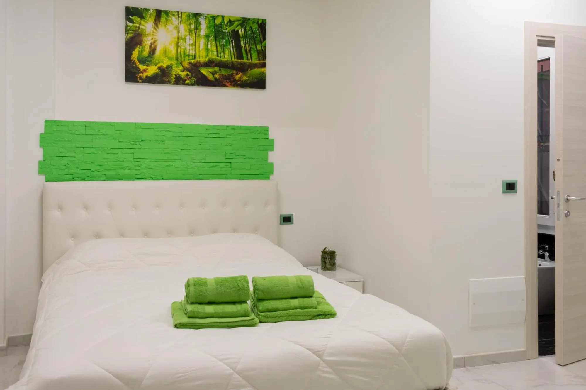 Bedroom, Bed in Royal Central Room