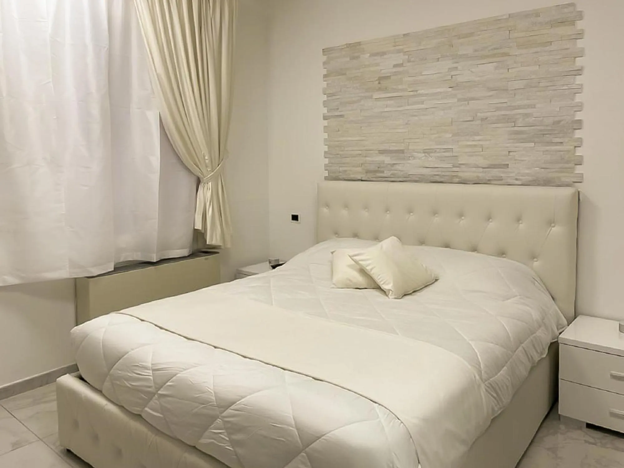 Bed in Royal Central Room