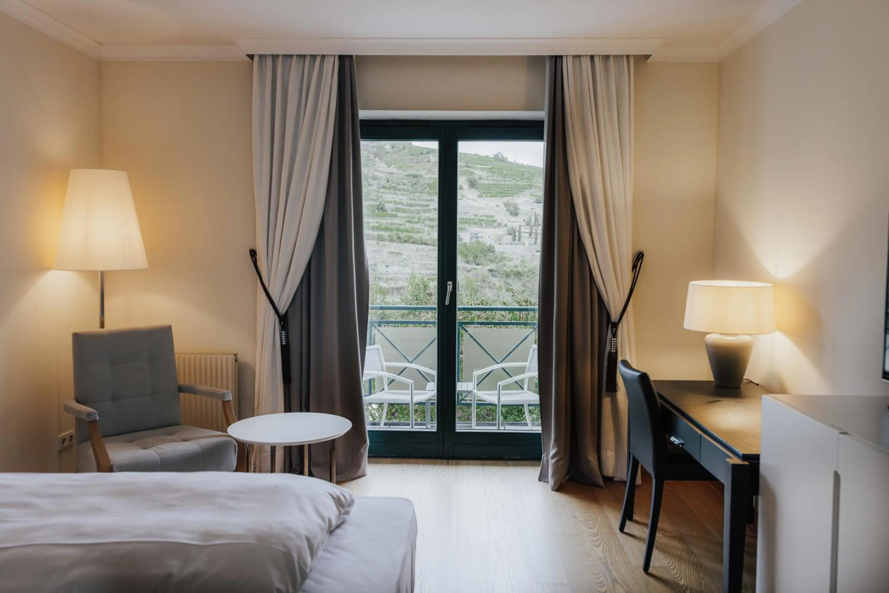 Bedroom, Bed in Steigenberger Hotel & Spa Krems