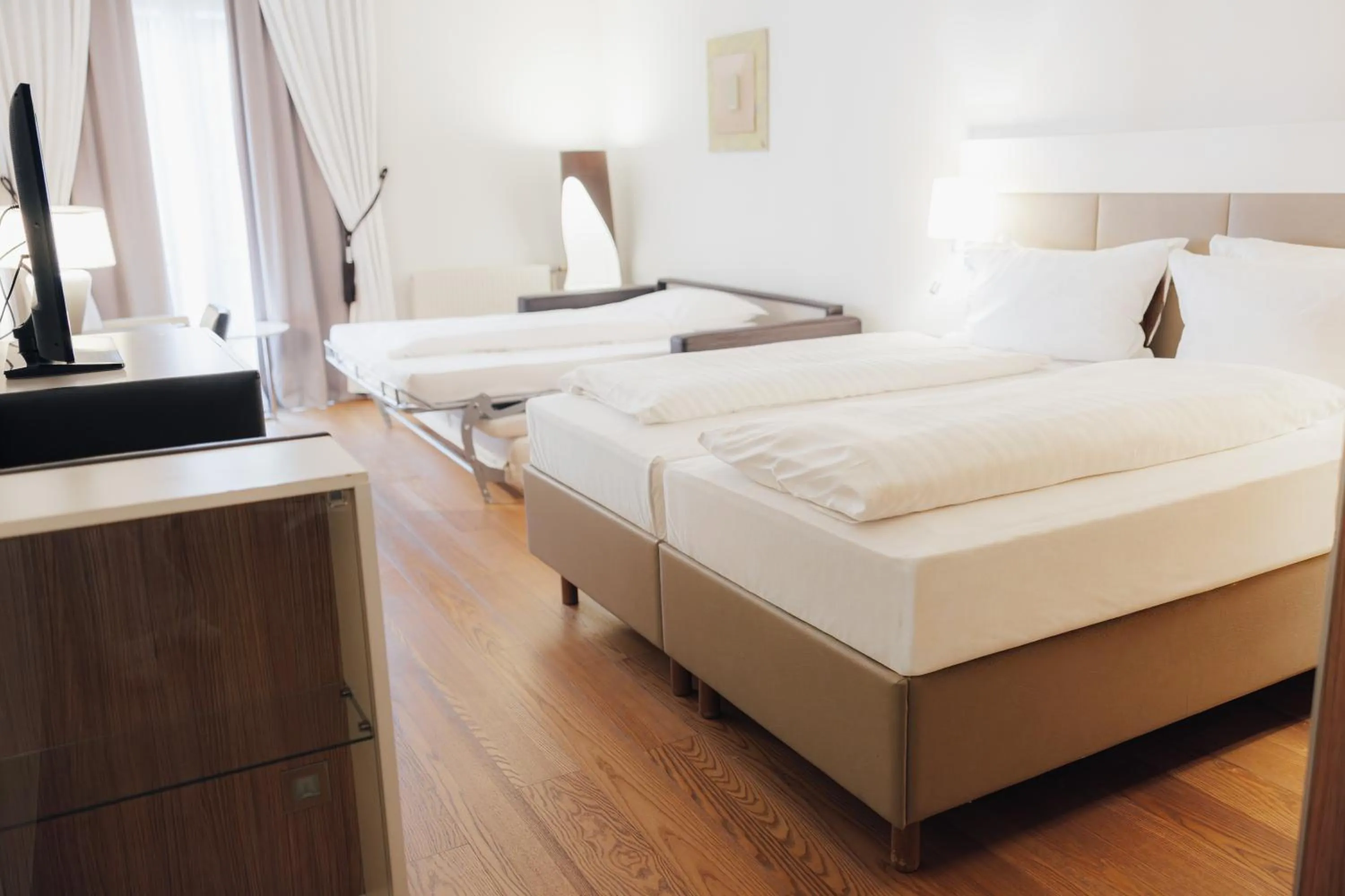 Bedroom, Bed in Steigenberger Hotel & Spa Krems