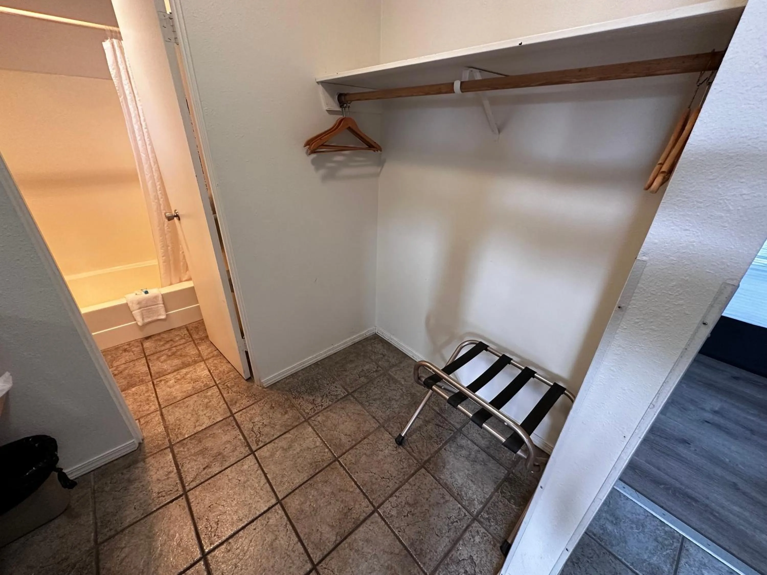 Bathroom in Seahorse Oceanfront Lodge