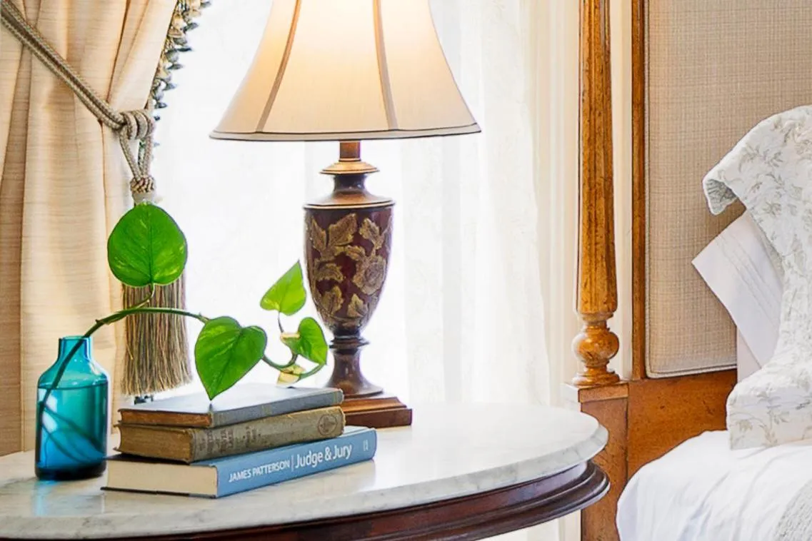 Decorative detail, Bed in The Lady Mary Inn