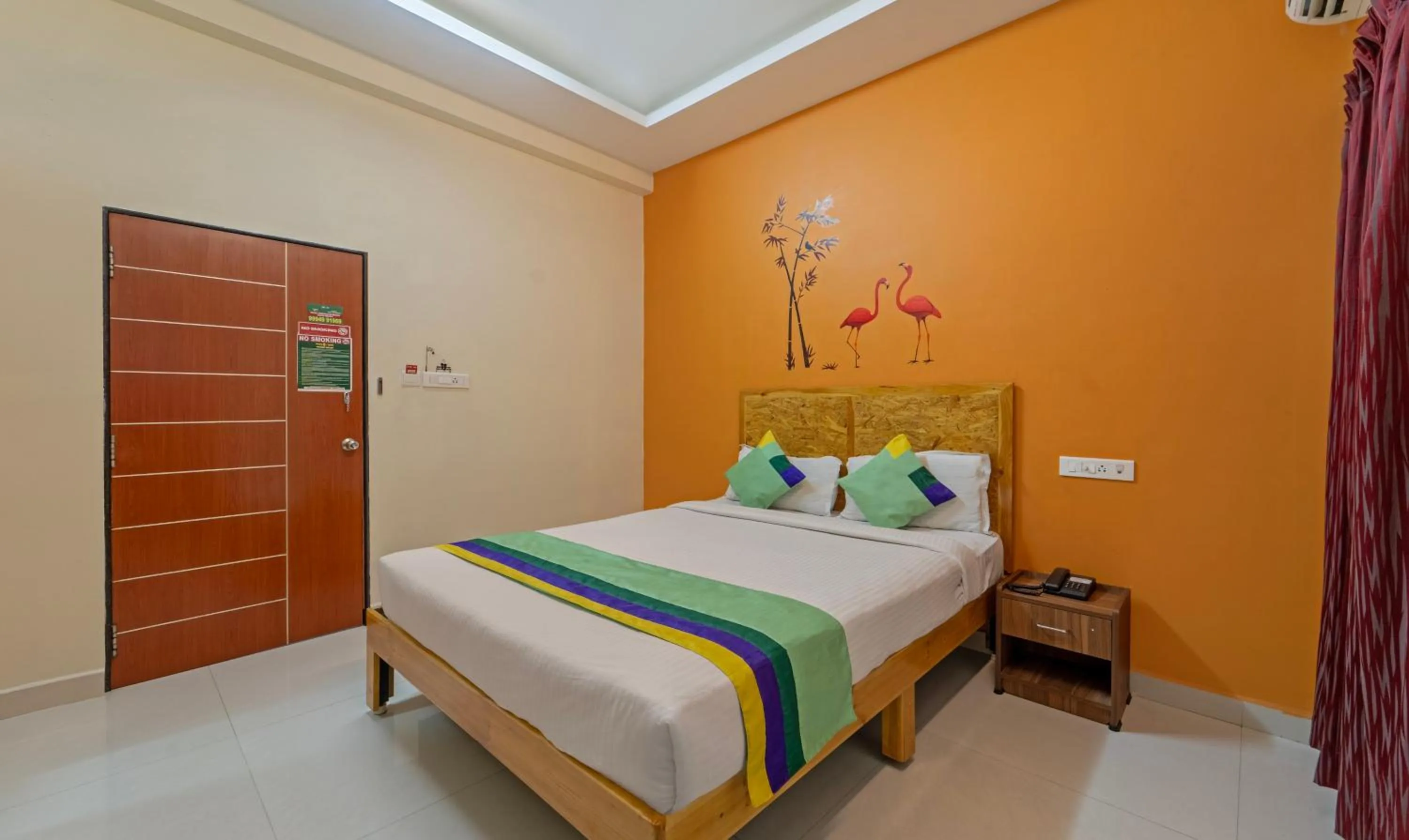 Bed in Treebo Eden Park Hotel, 3 Km From Puducherry Airport
