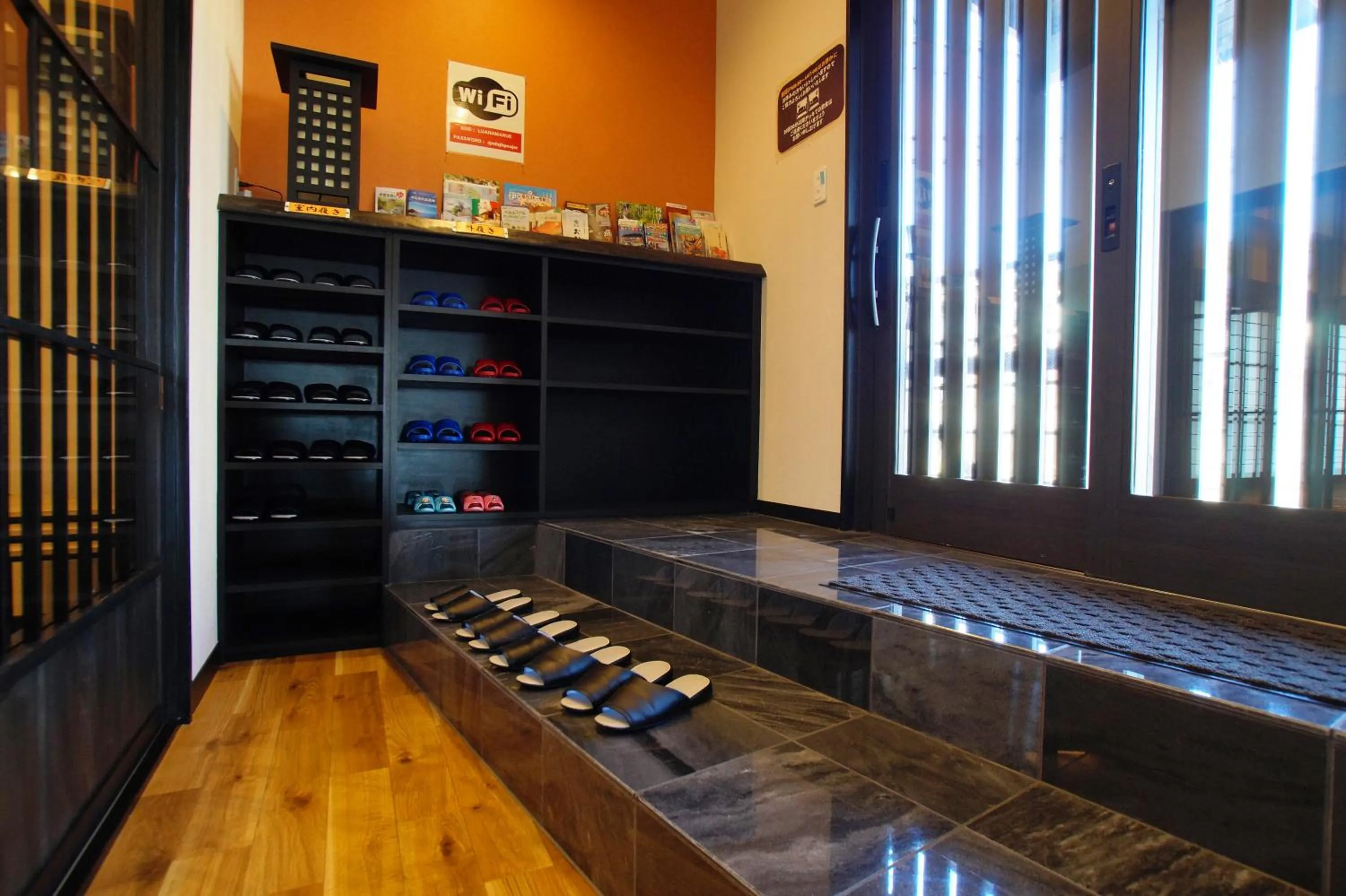 Facade/entrance in Luana Marue