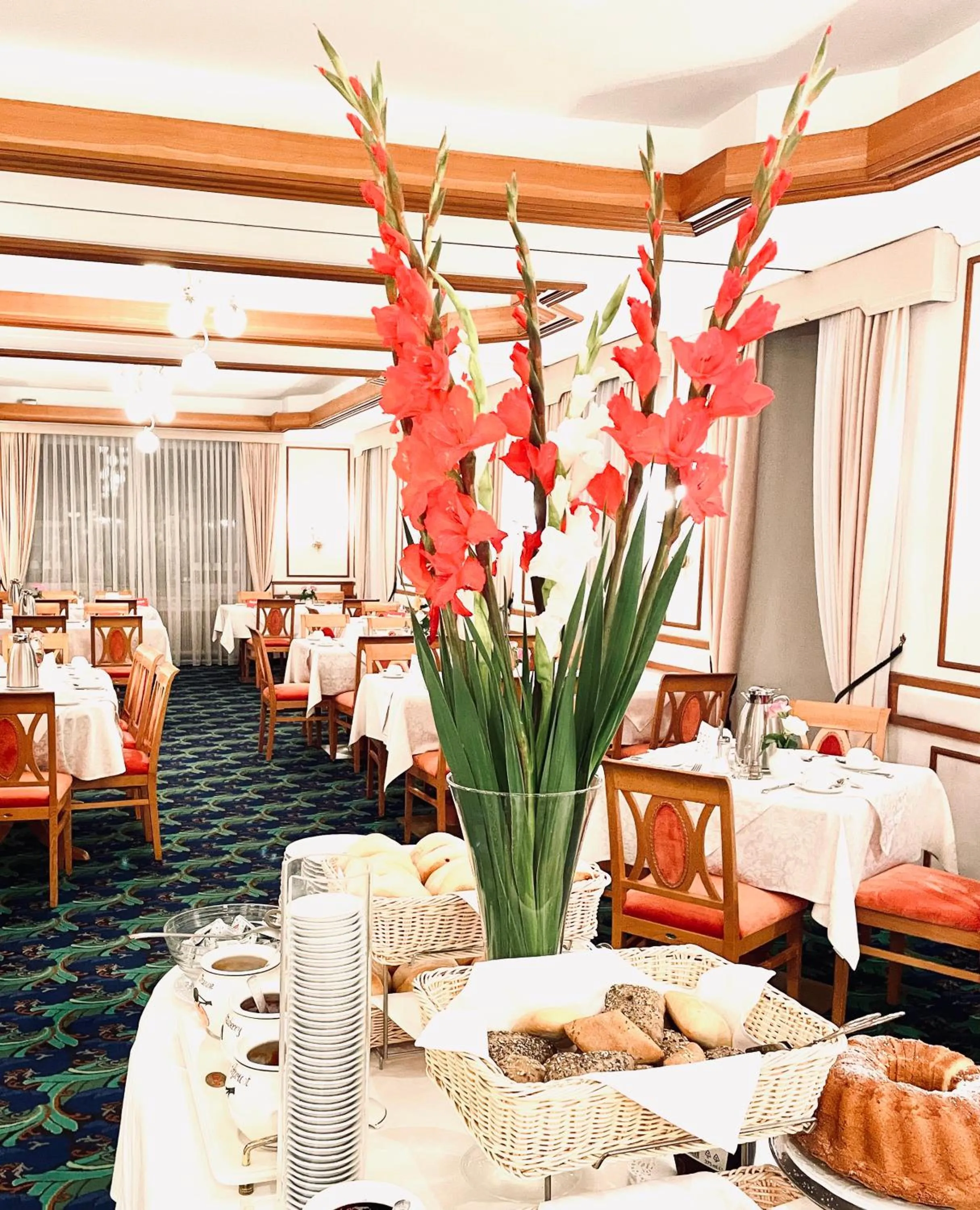 Breakfast in Hotel Scherer