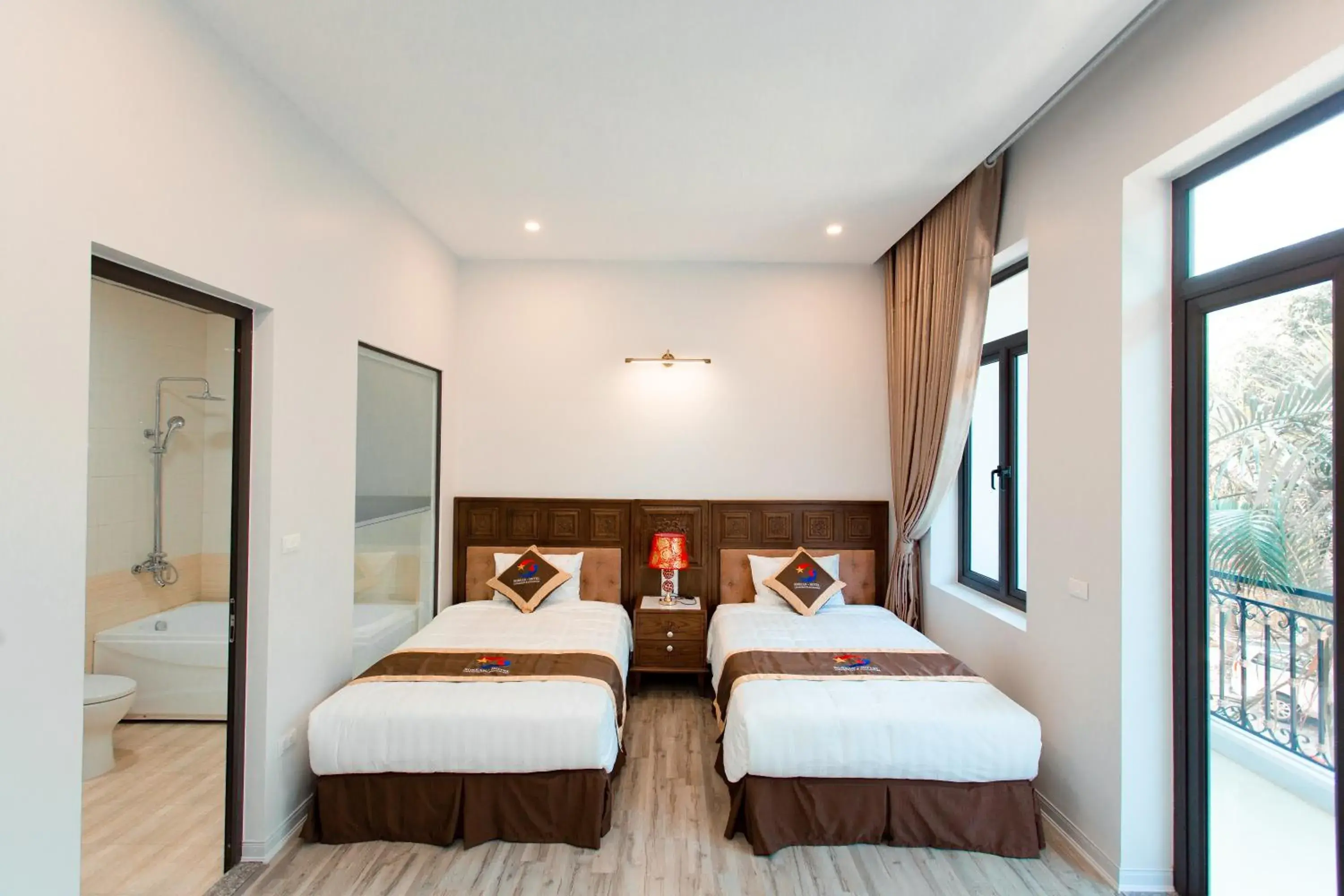Superior Double or Twin Room in Korea Hotel Bac Giang Superior Double or Twin Room in Korea Hotel Bac Giang