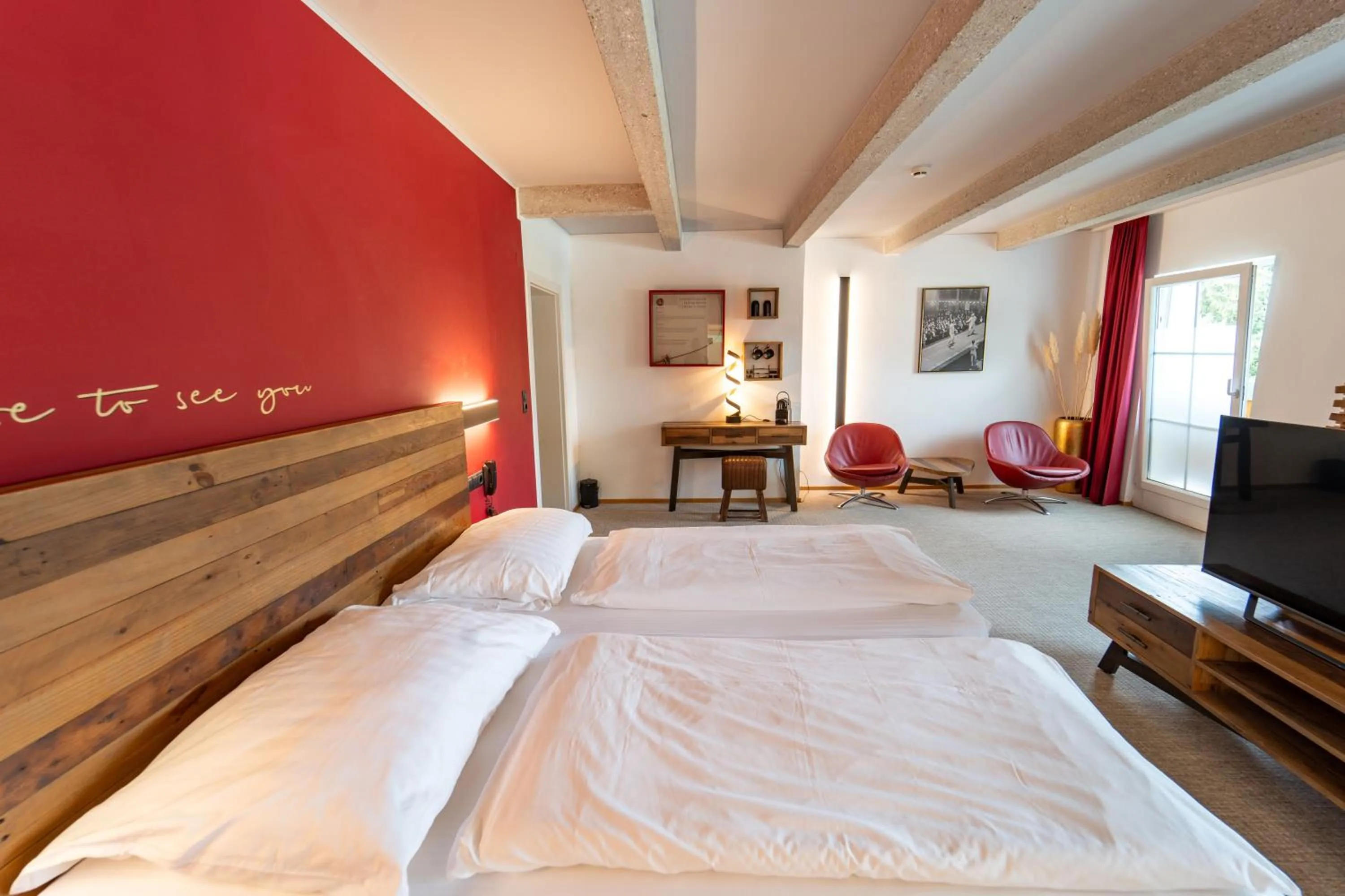 Photo of the whole room, Bed in Sporthotel Igls