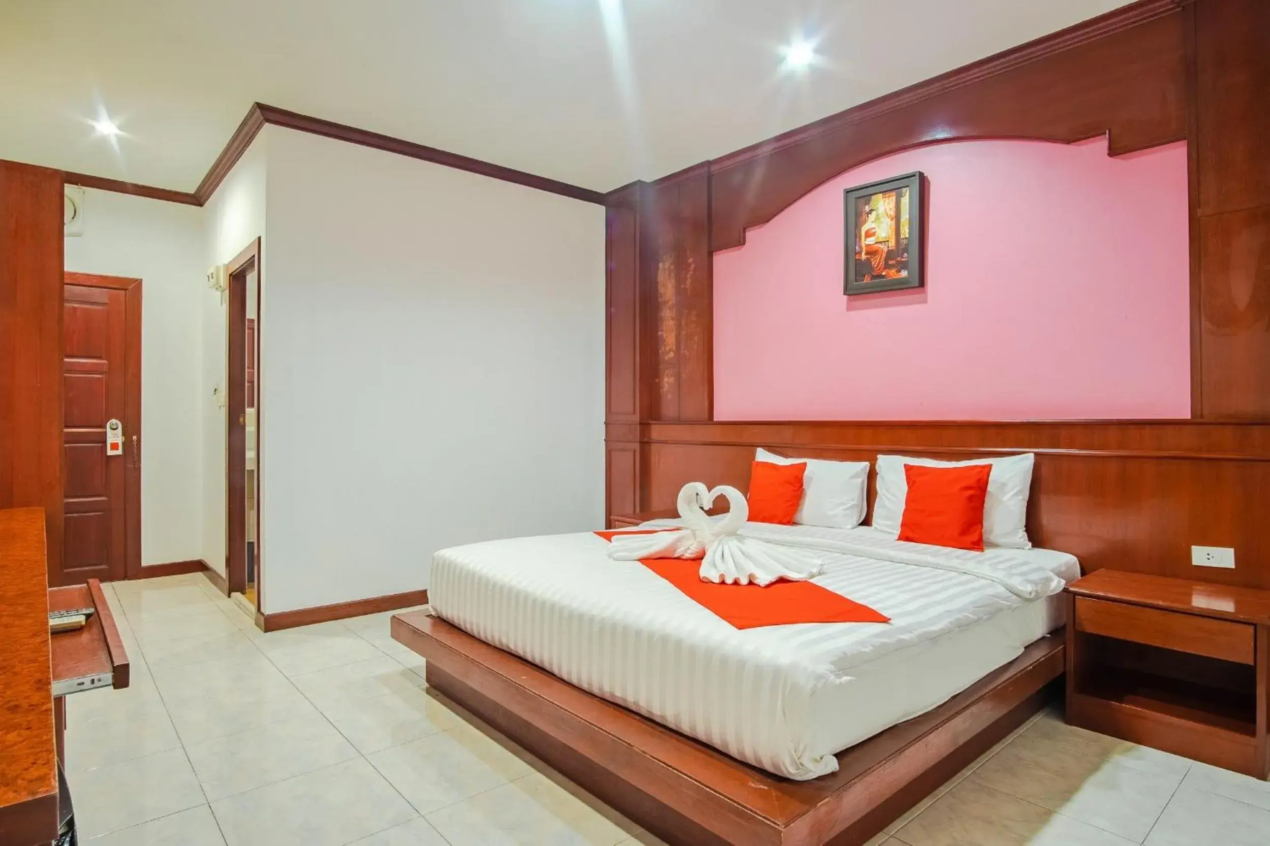 Standard Double Room in Art Mansion Patong Hotel Standard Double Room in Art Mansion Patong Hotel