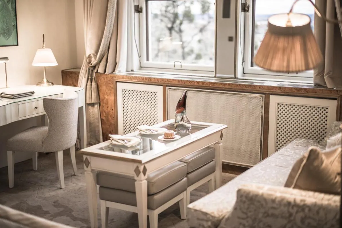 Living room in Hotel Schloss Mönchstein