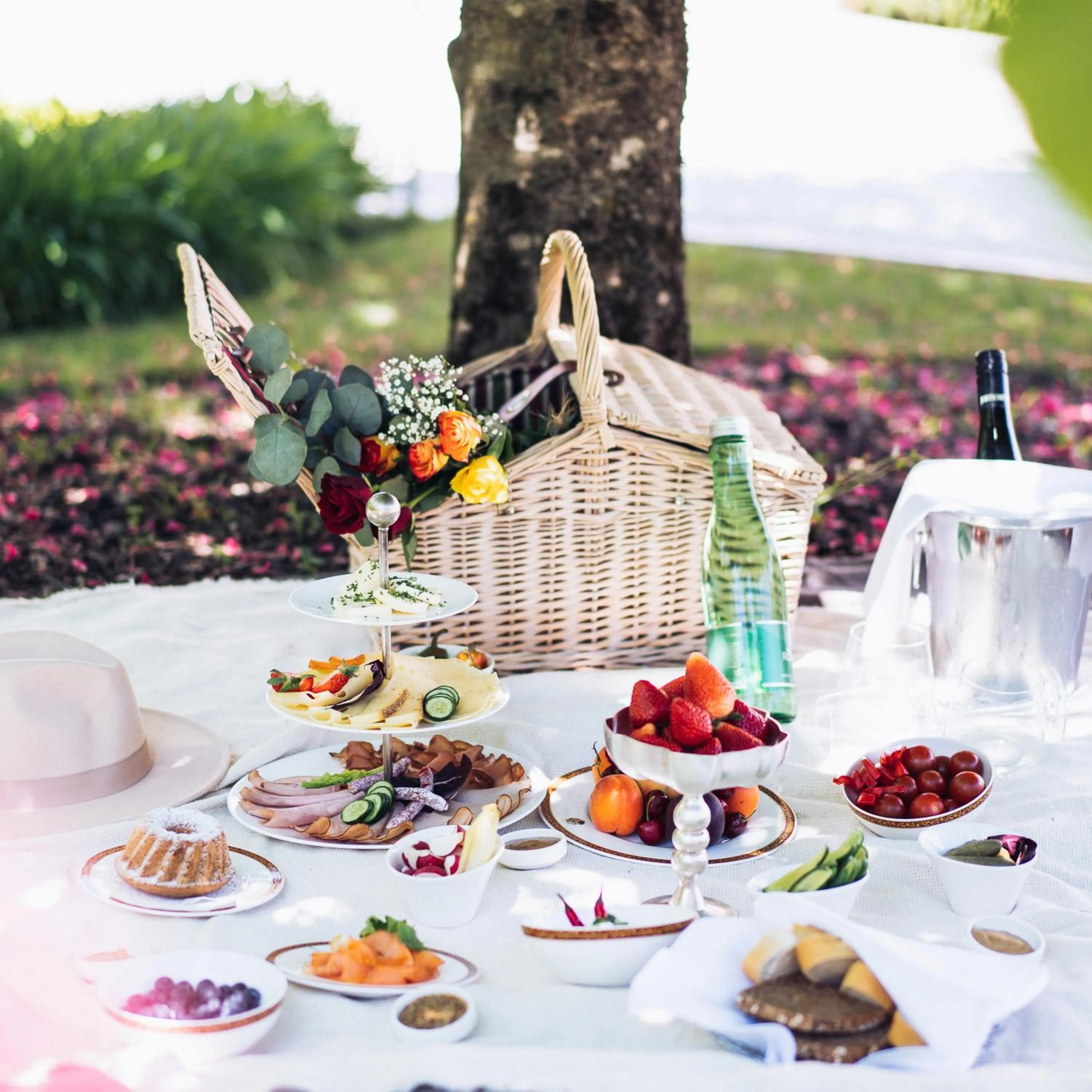 Restaurant/places to eat in Hotel Schloss Mönchstein