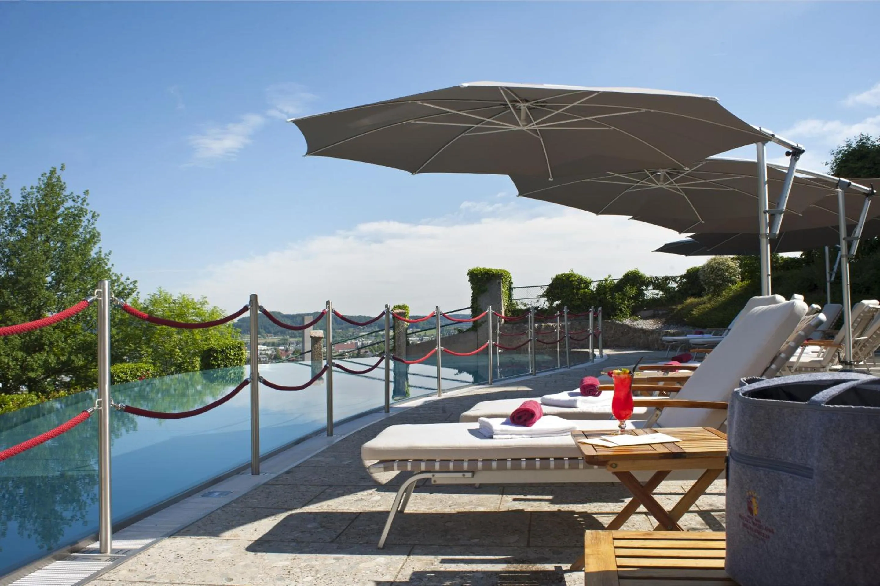 Swimming pool in Hotel Schloss Mönchstein