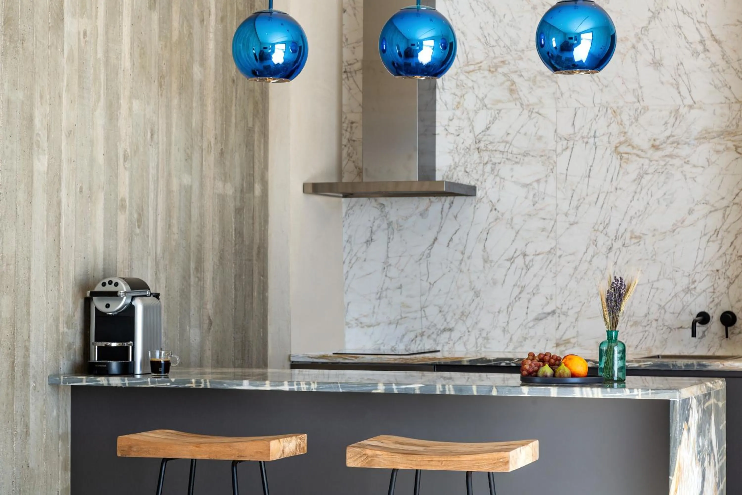 Coffee/tea facilities in Santorini Sky, Luxury Resort