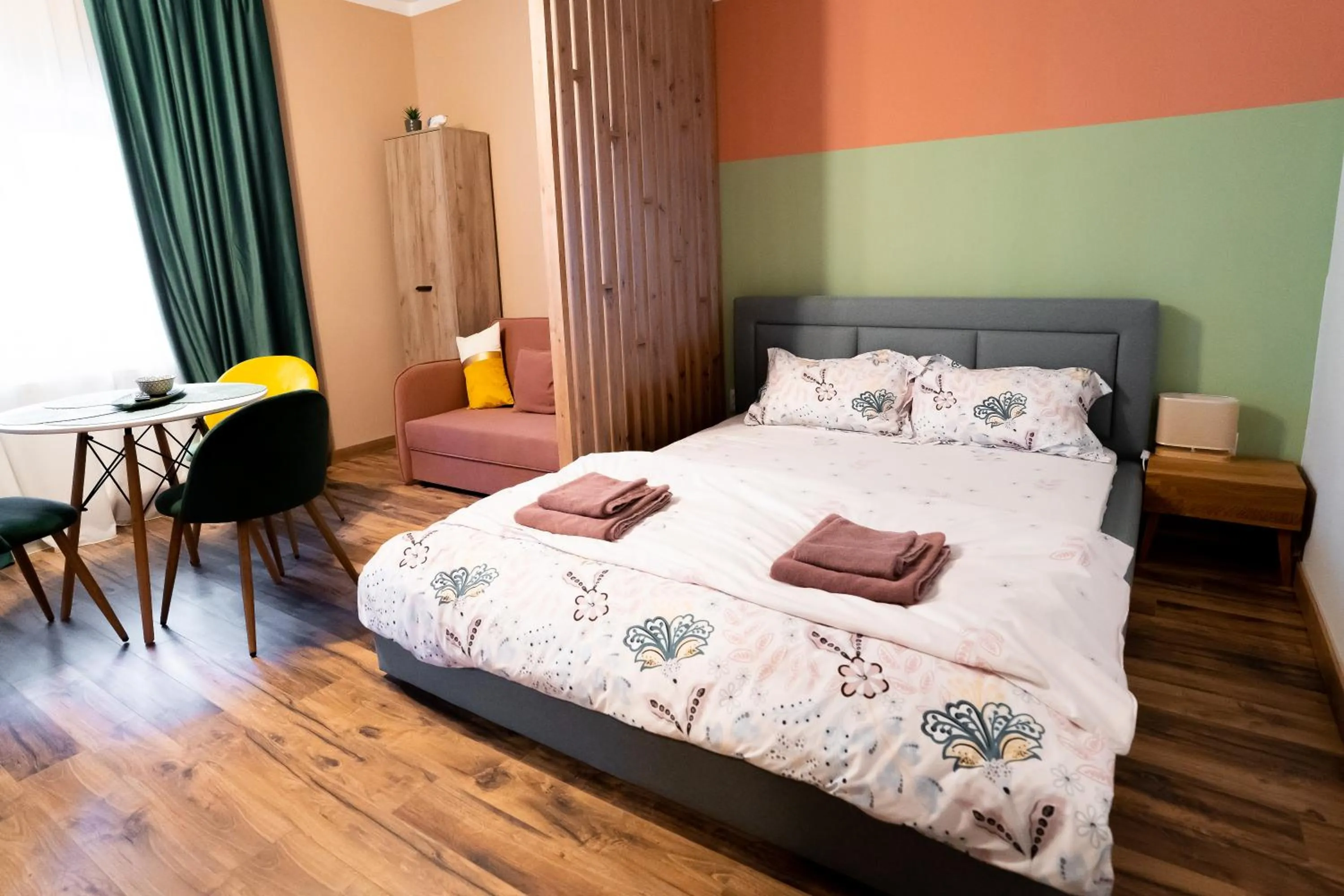 Bed in Galeria Grafit Apartments