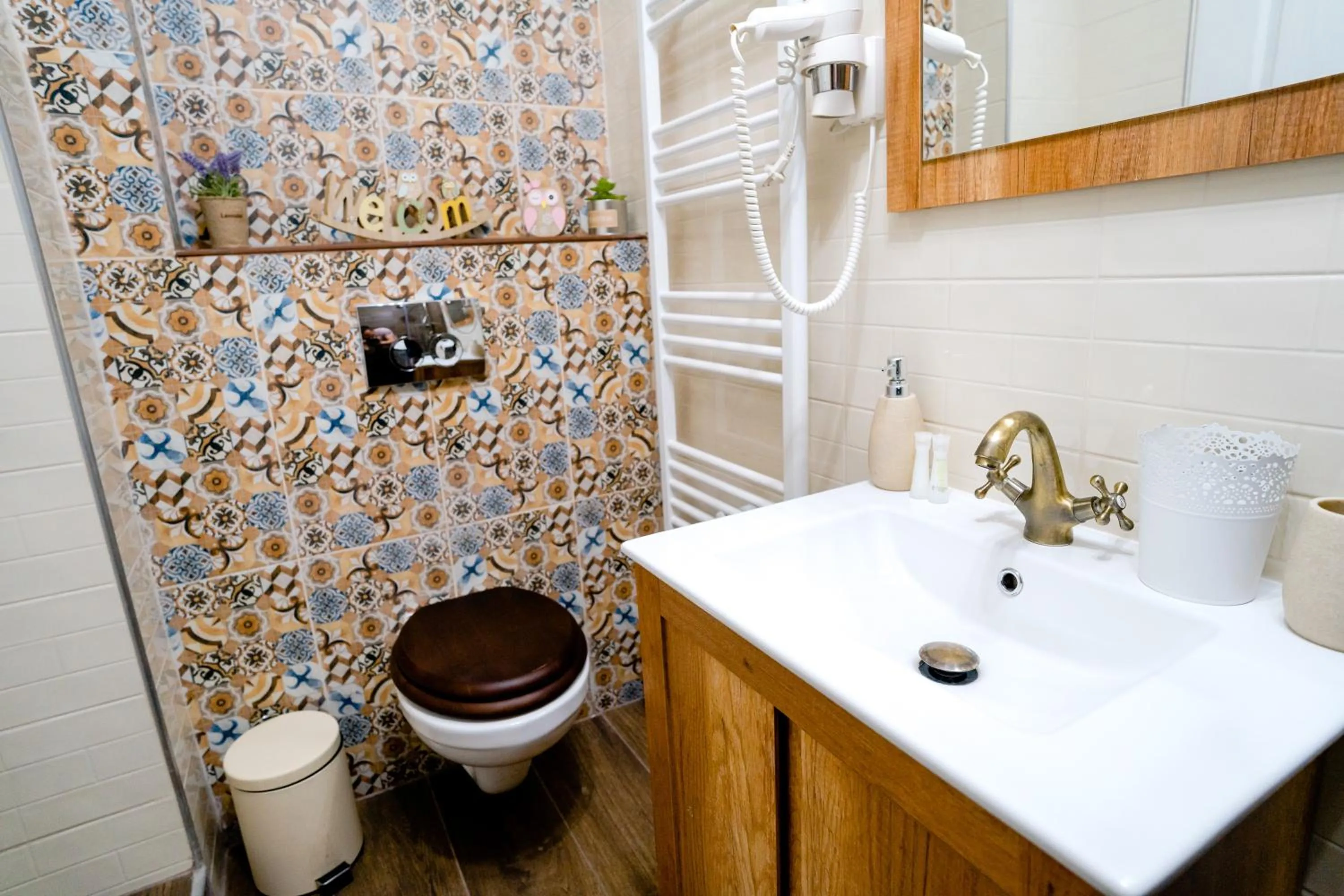 Toilet in Galeria Grafit Apartments