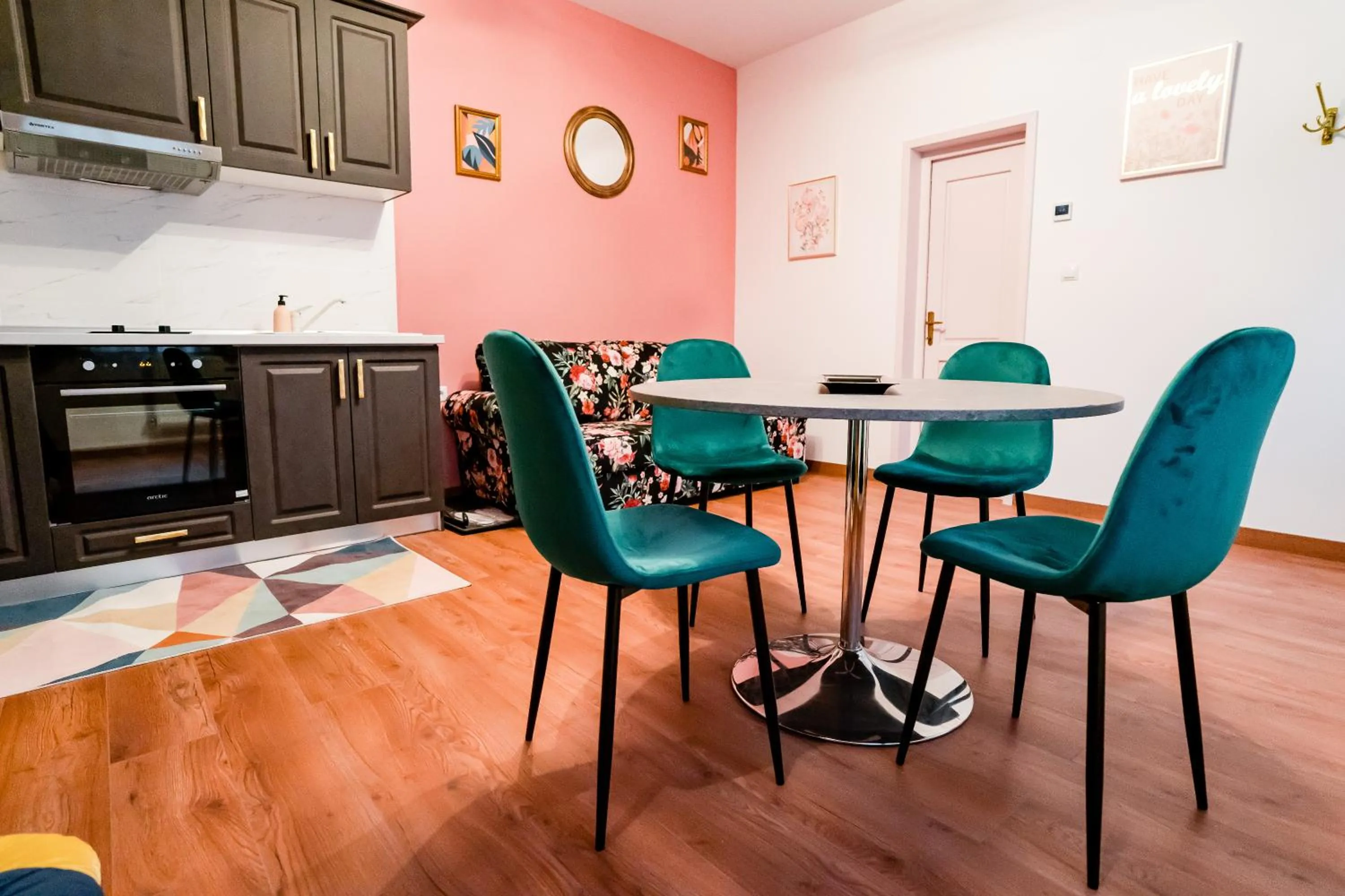 Galeria Grafit Apartments