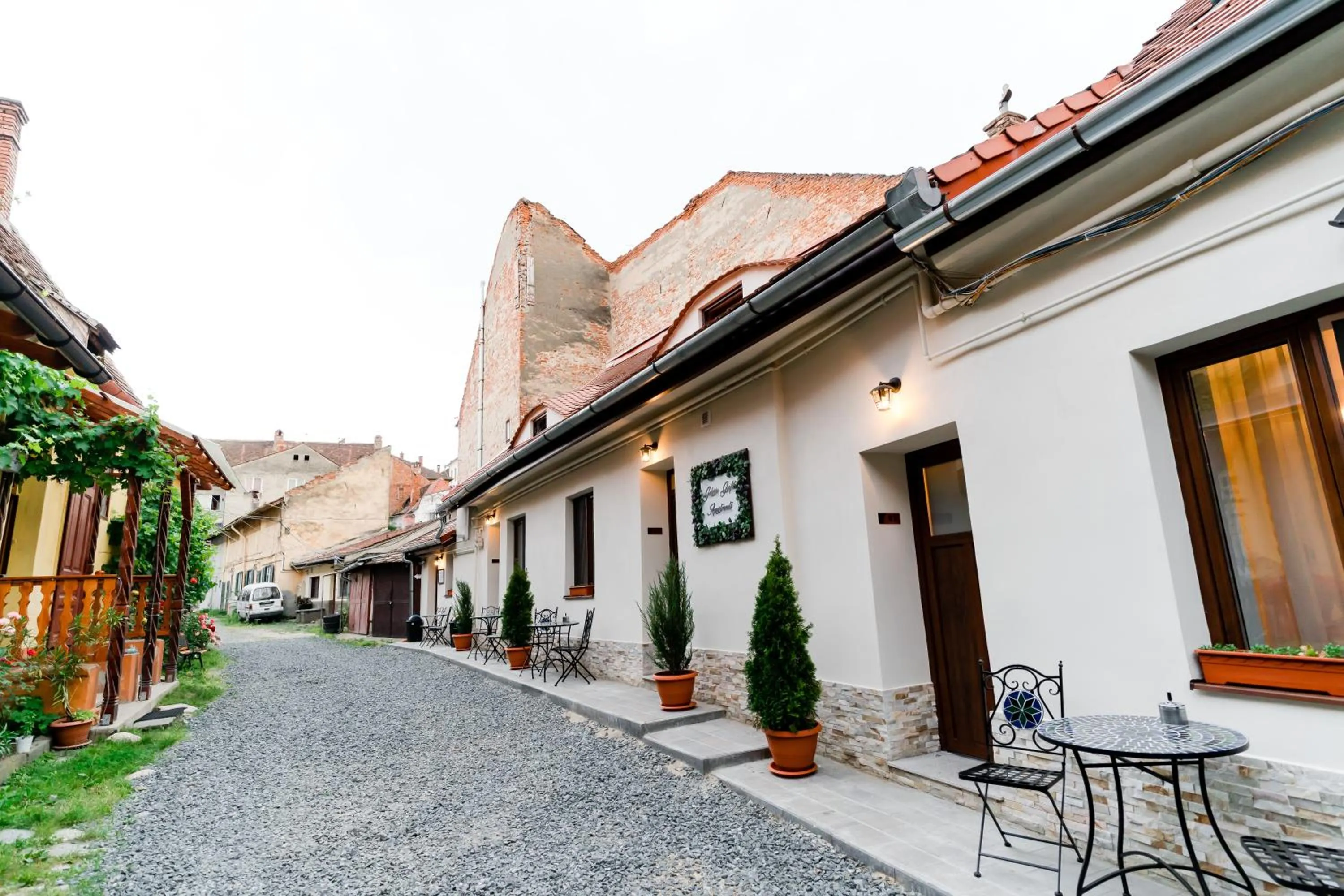 Galeria Grafit Apartments