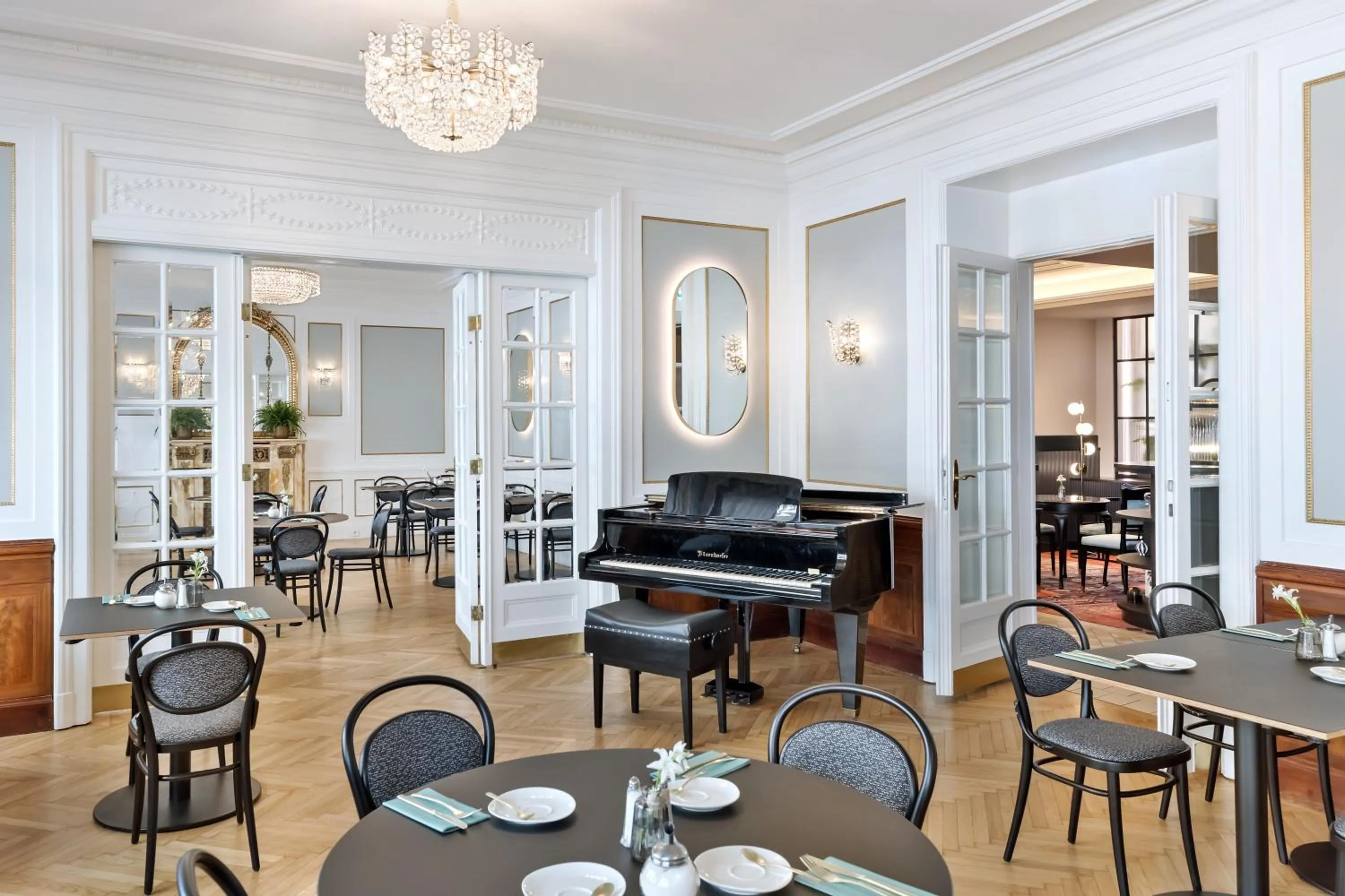 Breakfast in Hotel Astoria Vienna, Curio Collection by Hilton