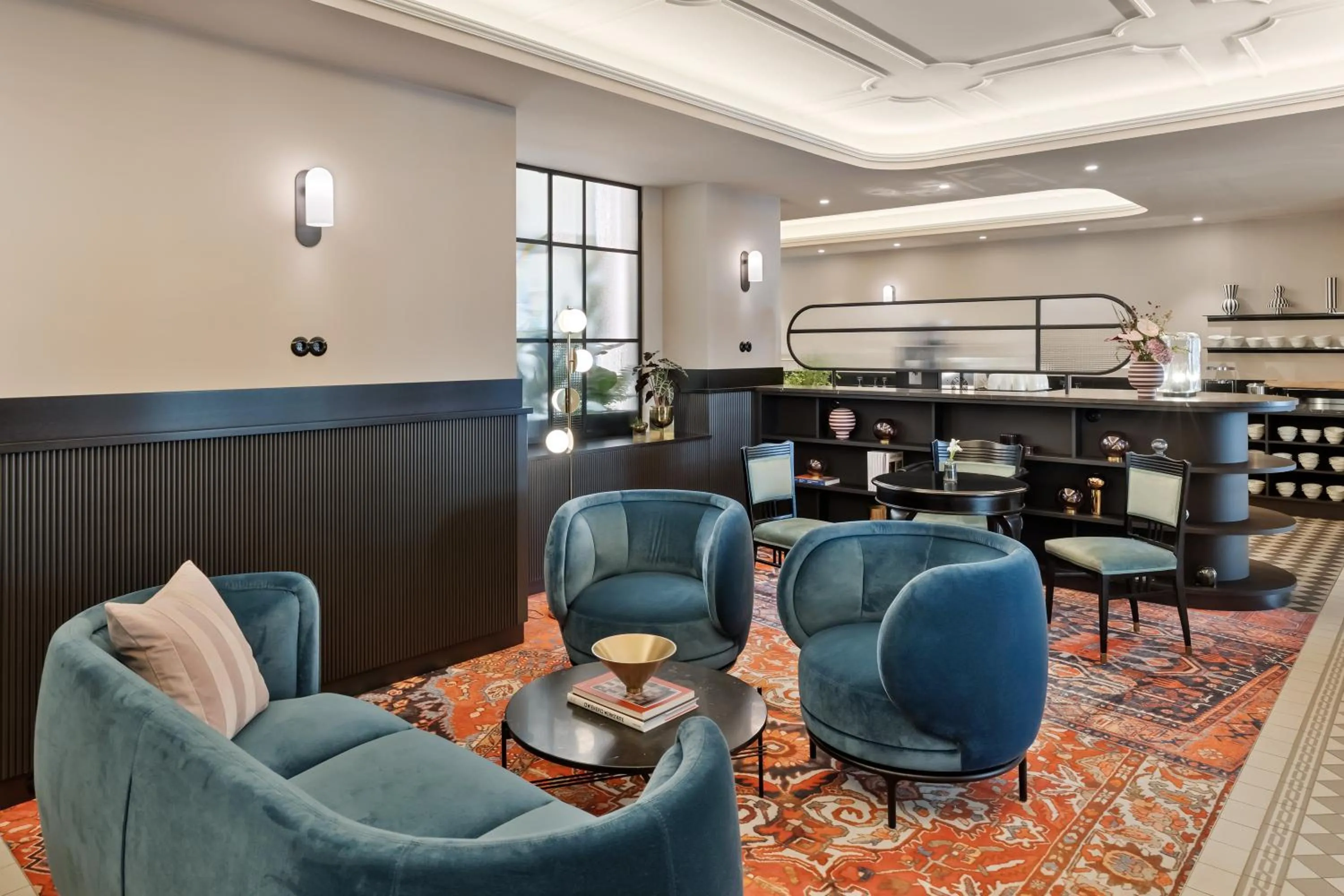 Seating area in Hotel Astoria Vienna, Curio Collection by Hilton