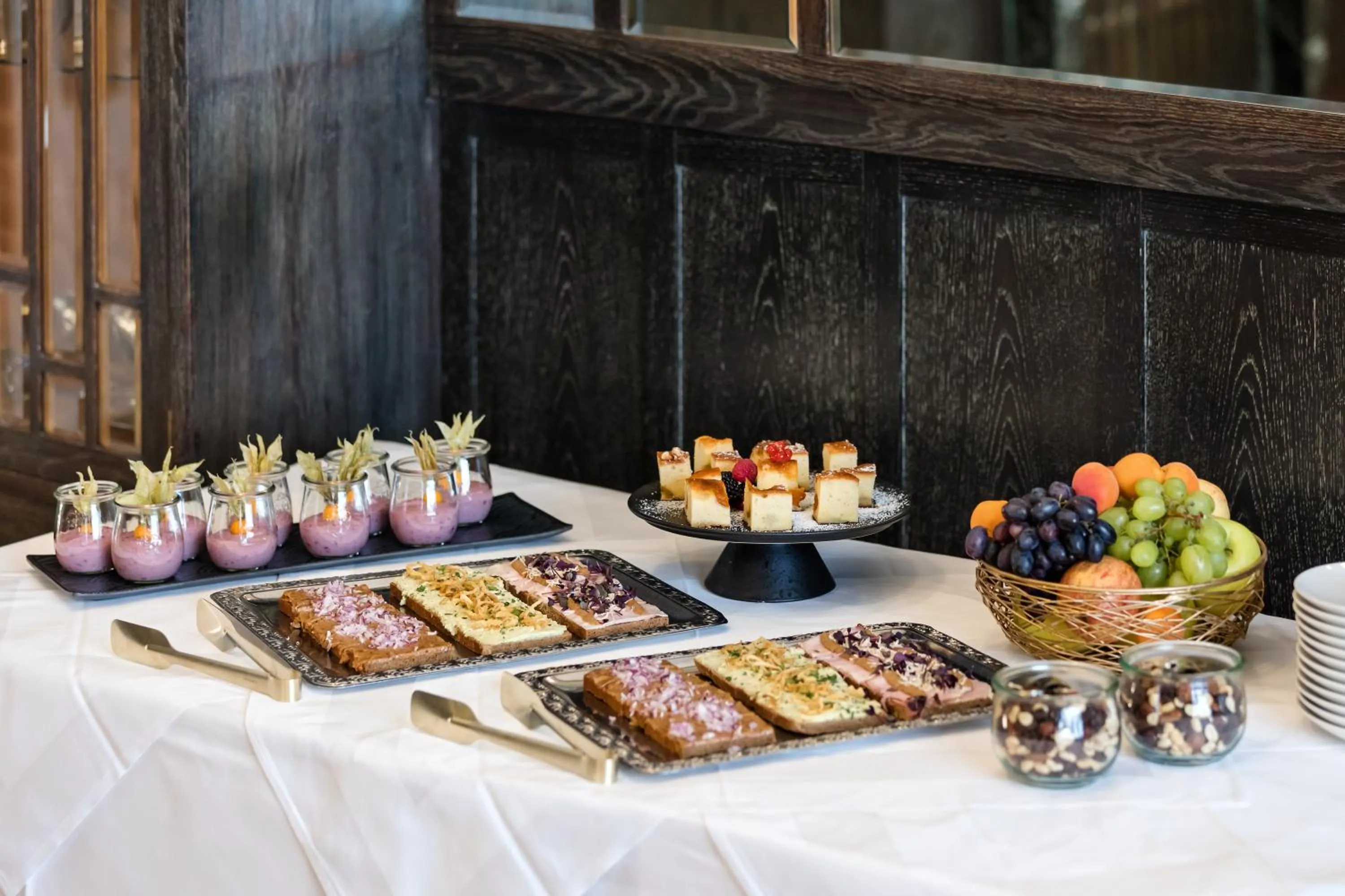 Meeting/conference room in Hotel Astoria Vienna, Curio Collection by Hilton