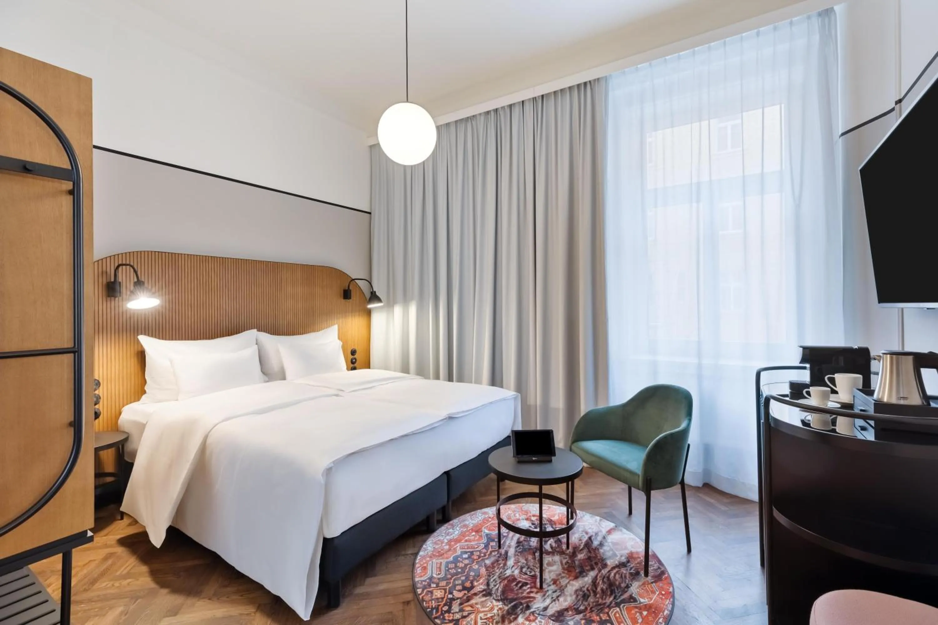 Bed in Hotel Astoria Vienna, Curio Collection by Hilton