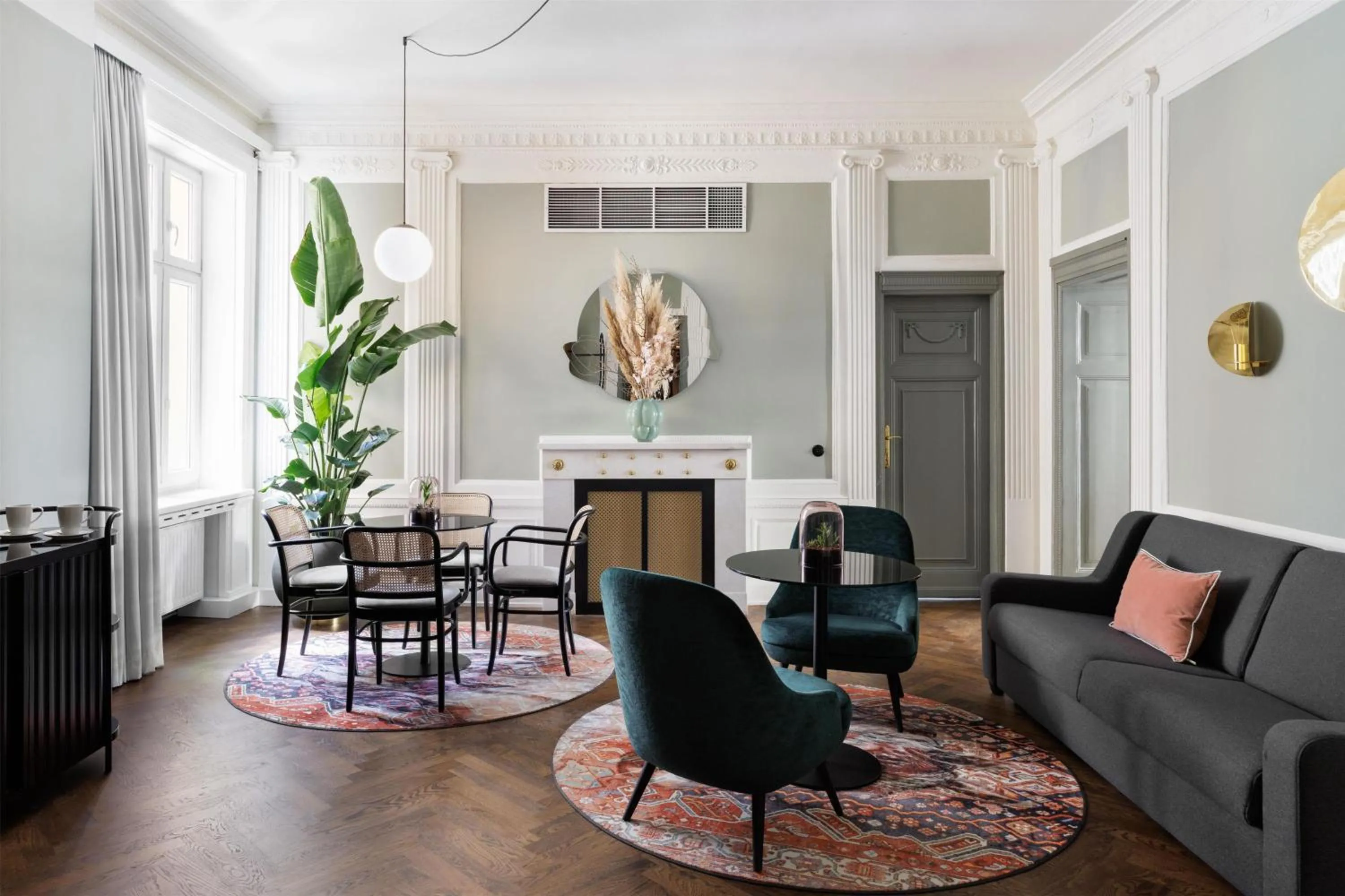 Living room in Hotel Astoria Vienna, Curio Collection by Hilton